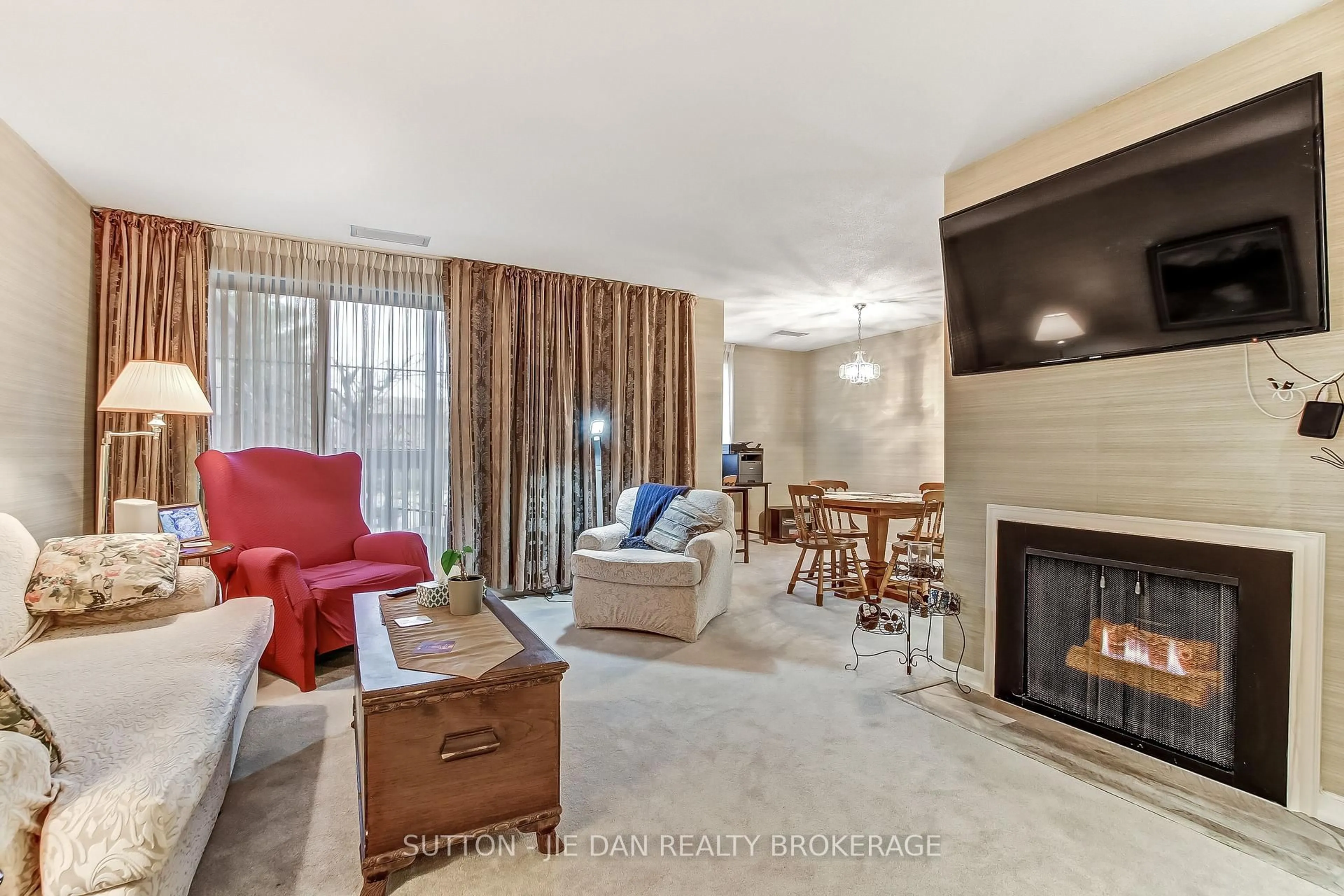 Living room with furniture, unknown for 300 EVERGLADE Cres #214, London North Ontario N6H 4P8