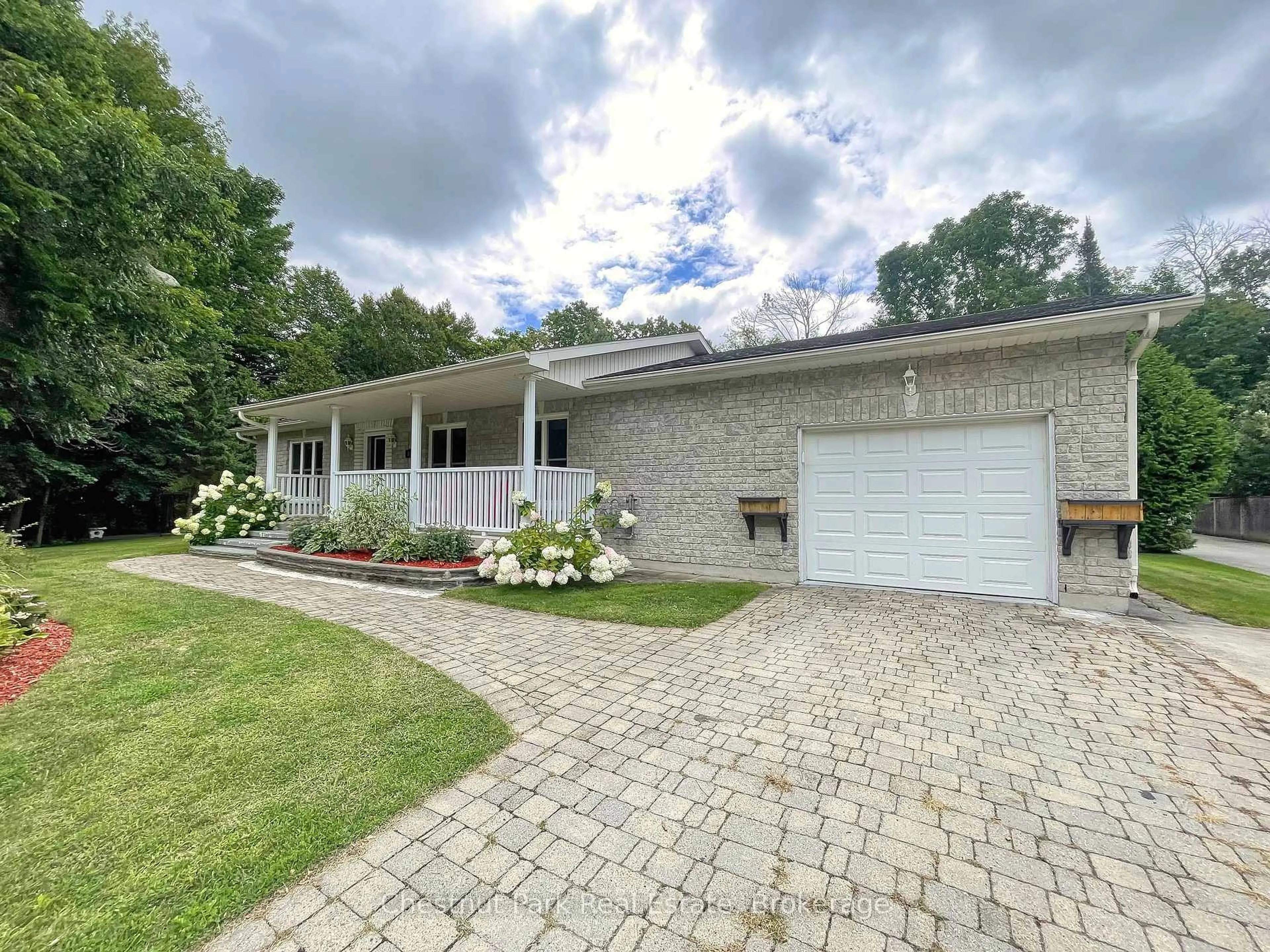 Home with brick exterior material, street for 171 Beattie St, Owen Sound Ontario N4K 6X3