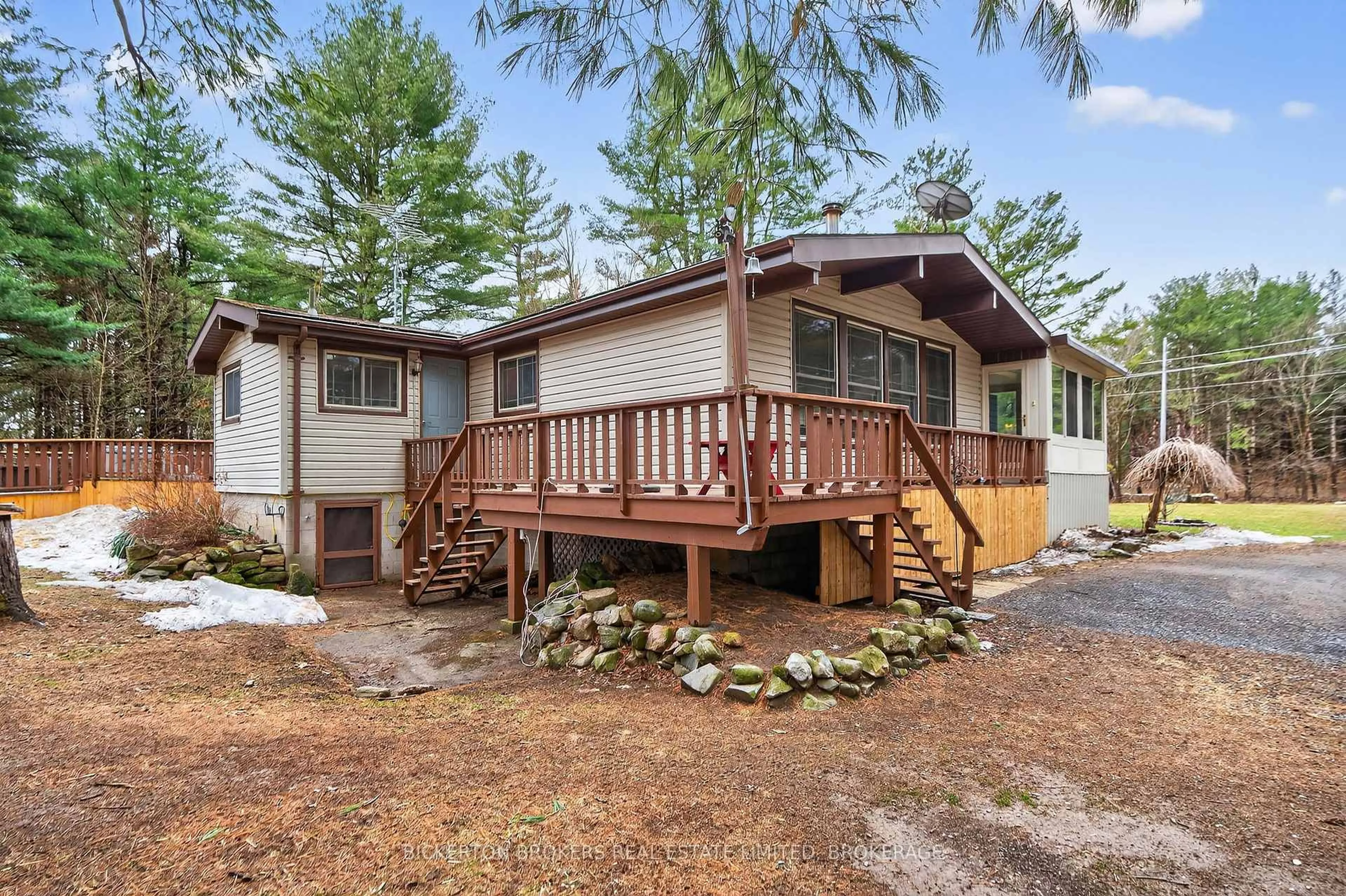 Unknown for 87 Fitzsimmons Rd, Front of Leeds & Seeleys Bay Ontario K0E 1L0