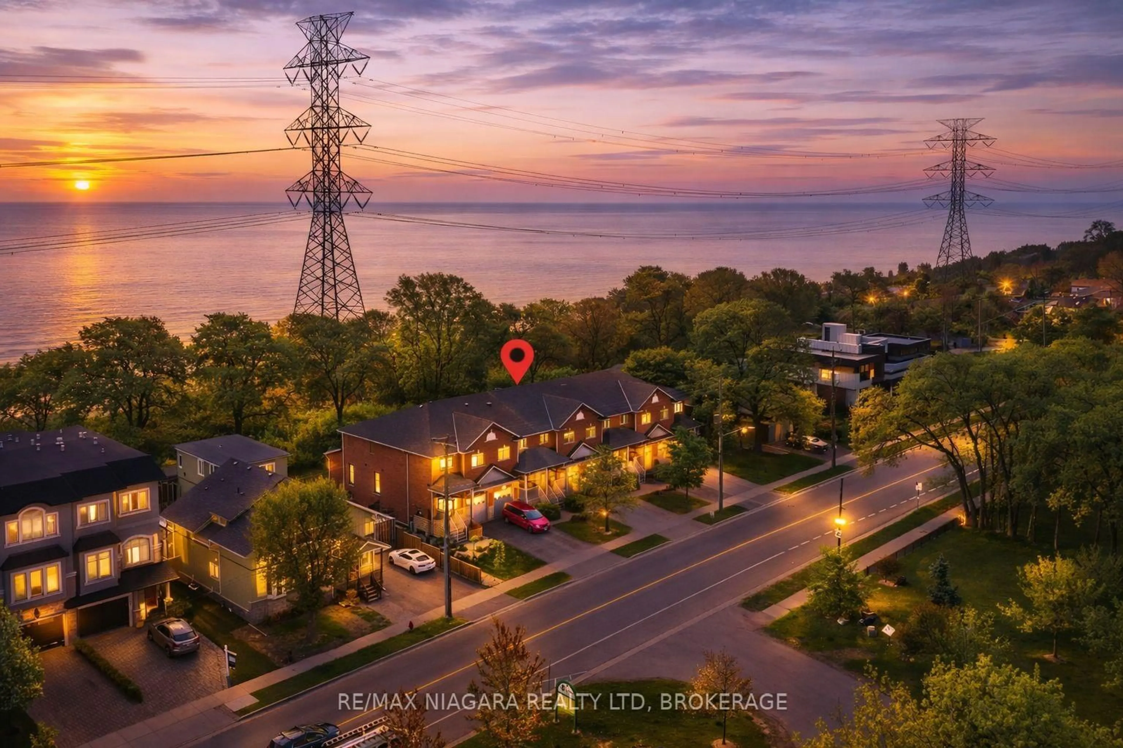 A pic from outside/outdoor area/front of a property/back of a property/a pic from drone, water/lake/river/ocean view for 1069 Beach Blvd, Hamilton Ontario L8H 6Z9