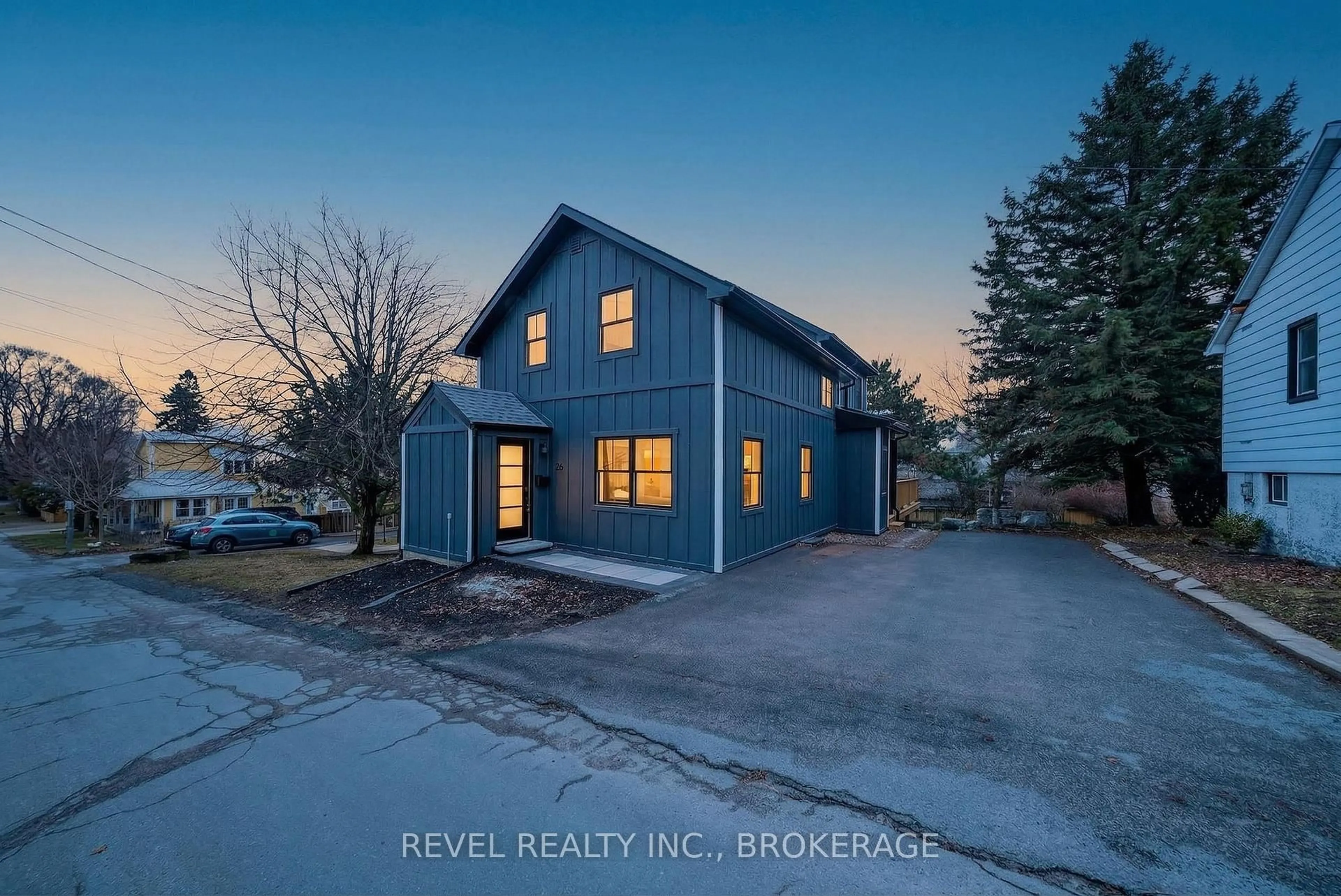 A pic from outside/outdoor area/front of a property/back of a property/a pic from drone, street for 26 Richard St, Kingston Ontario K7M 2J2