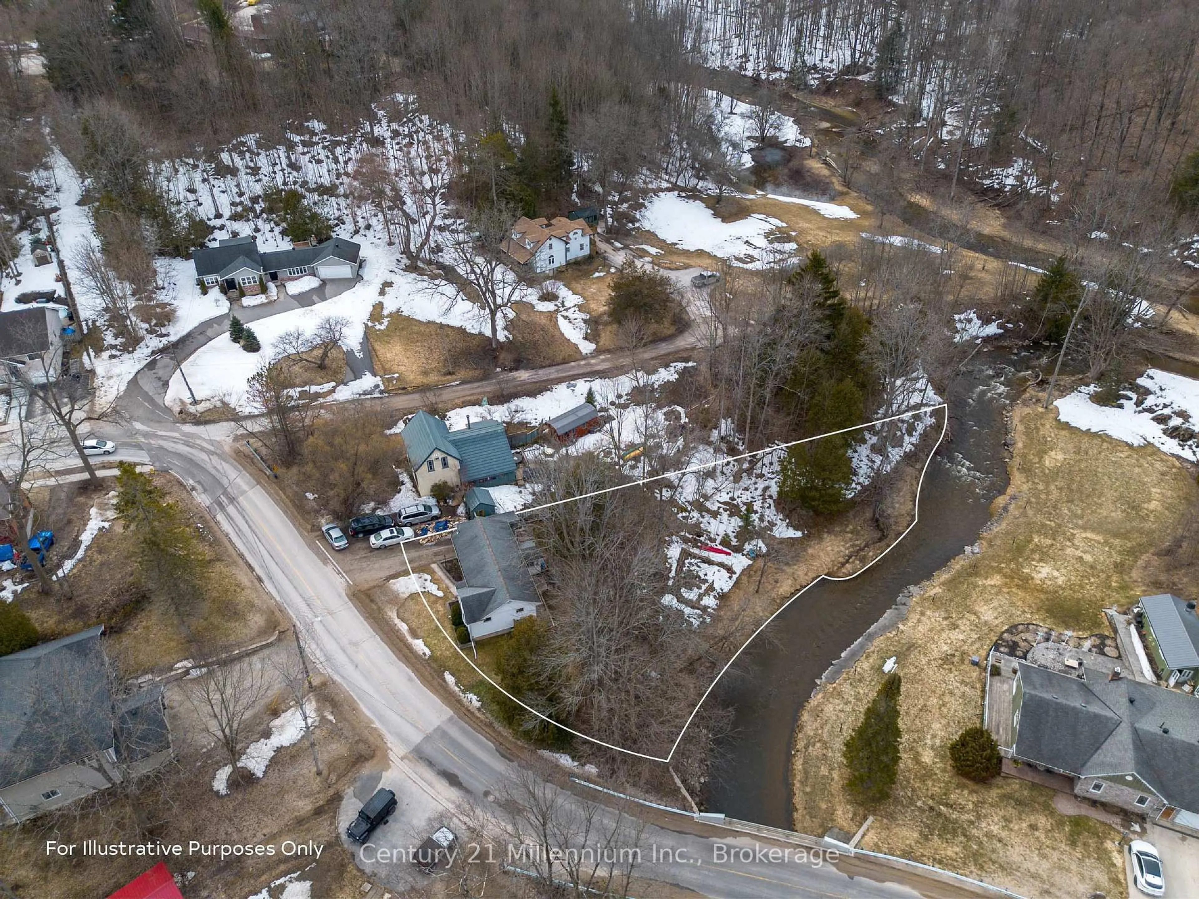 A pic from outside/outdoor area/front of a property/back of a property/a pic from drone, street for 1420 7th Ave, Owen Sound Ontario N4K 5K8