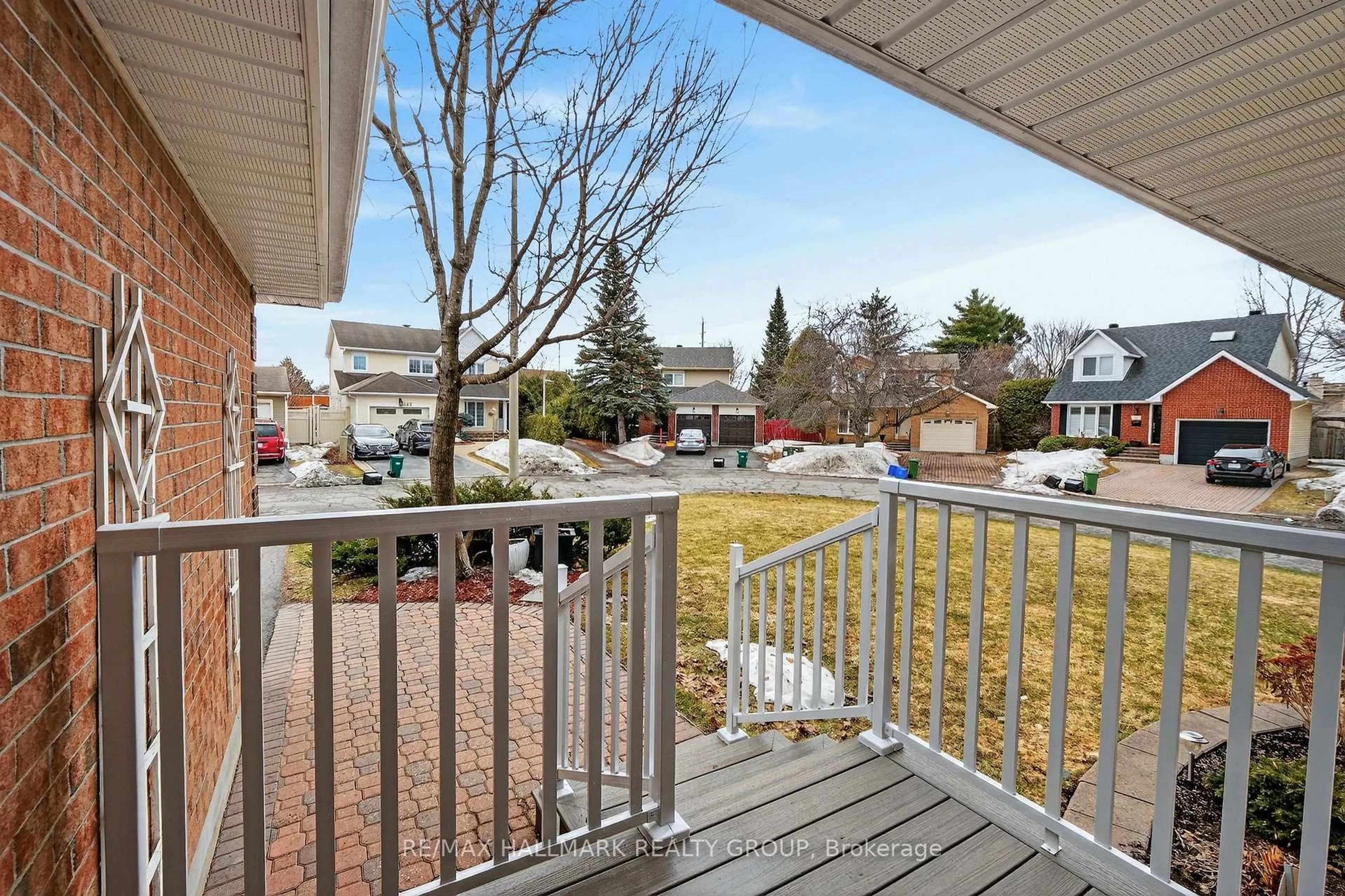 Patio, unknown for 593 Du Buisson Cres, Orleans Ontario K4A 3A4