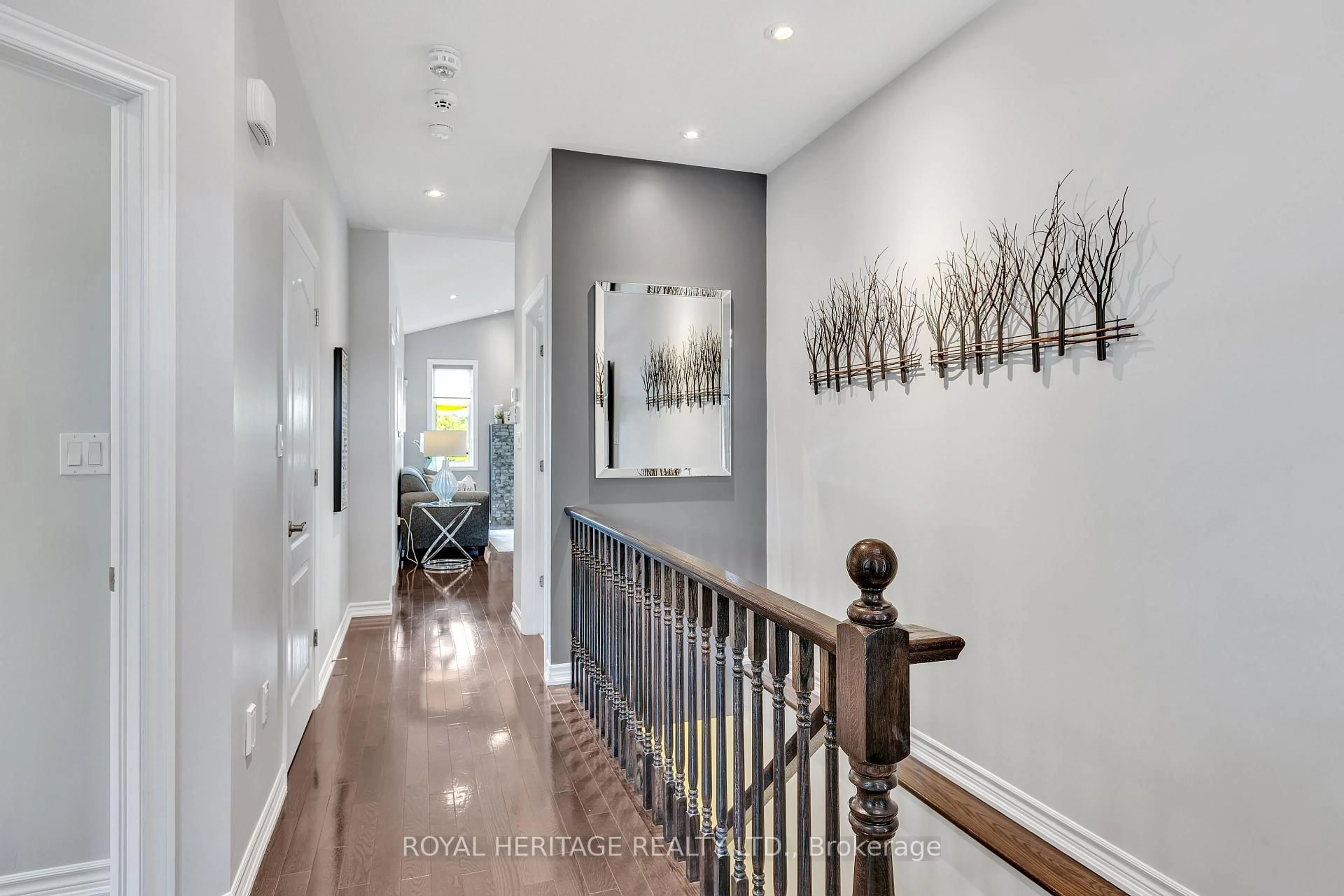 Indoor entryway for 23 Old Trafford Dr, Trent Hills Ontario K0L 1Y0