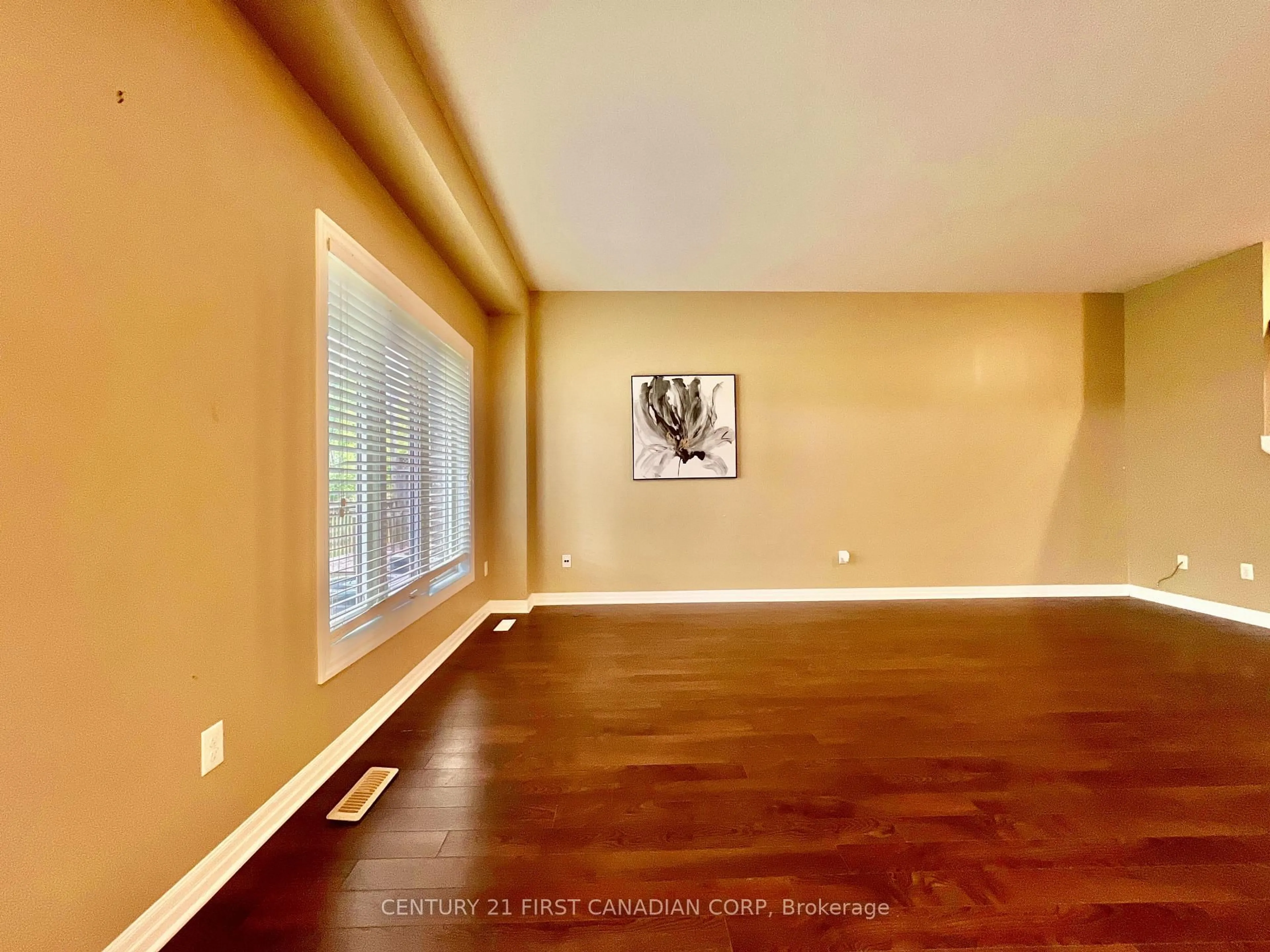 A pic of a room for 112 North Centre Rd #45, London North Ontario N5X 0G9