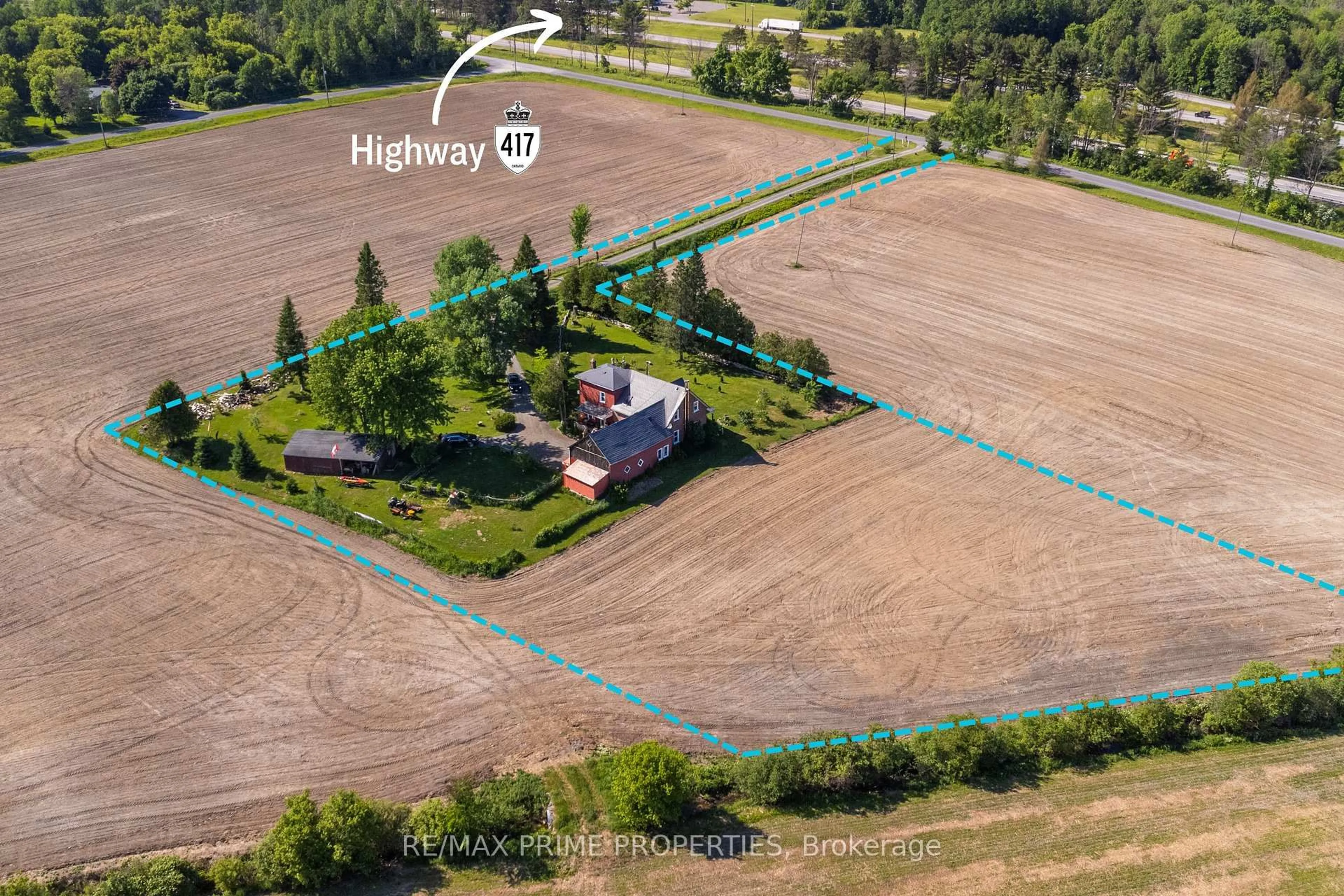 A pic from outside/outdoor area/front of a property/back of a property/a pic from drone, unknown for 650 CONCESSION 1 Rd, Hawkesbury Ontario K0B 1B0