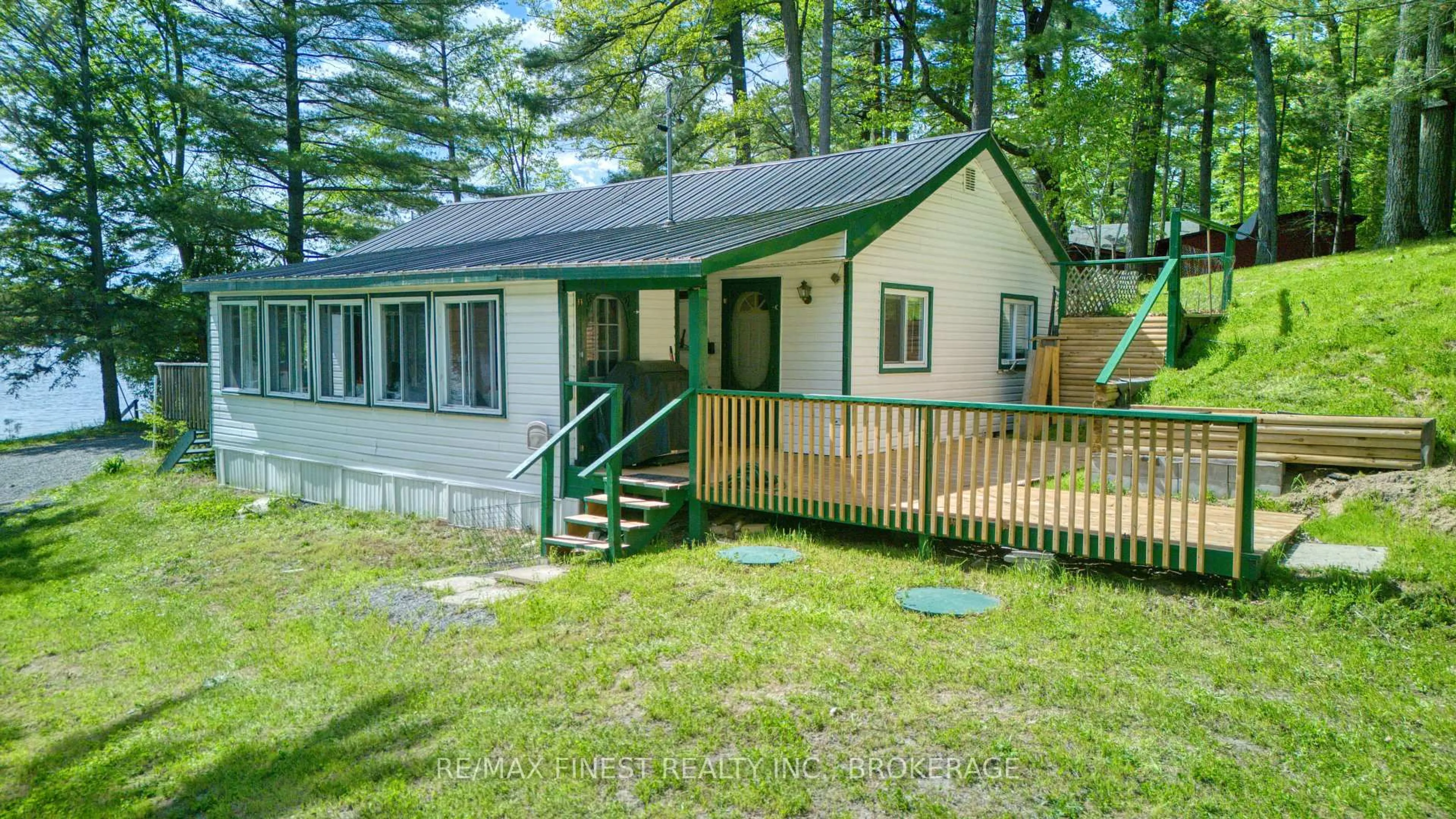 Home with vinyl exterior material, unknown for 131 Bobs Lake Lane #21a, Maberly Ontario K0H 2B0