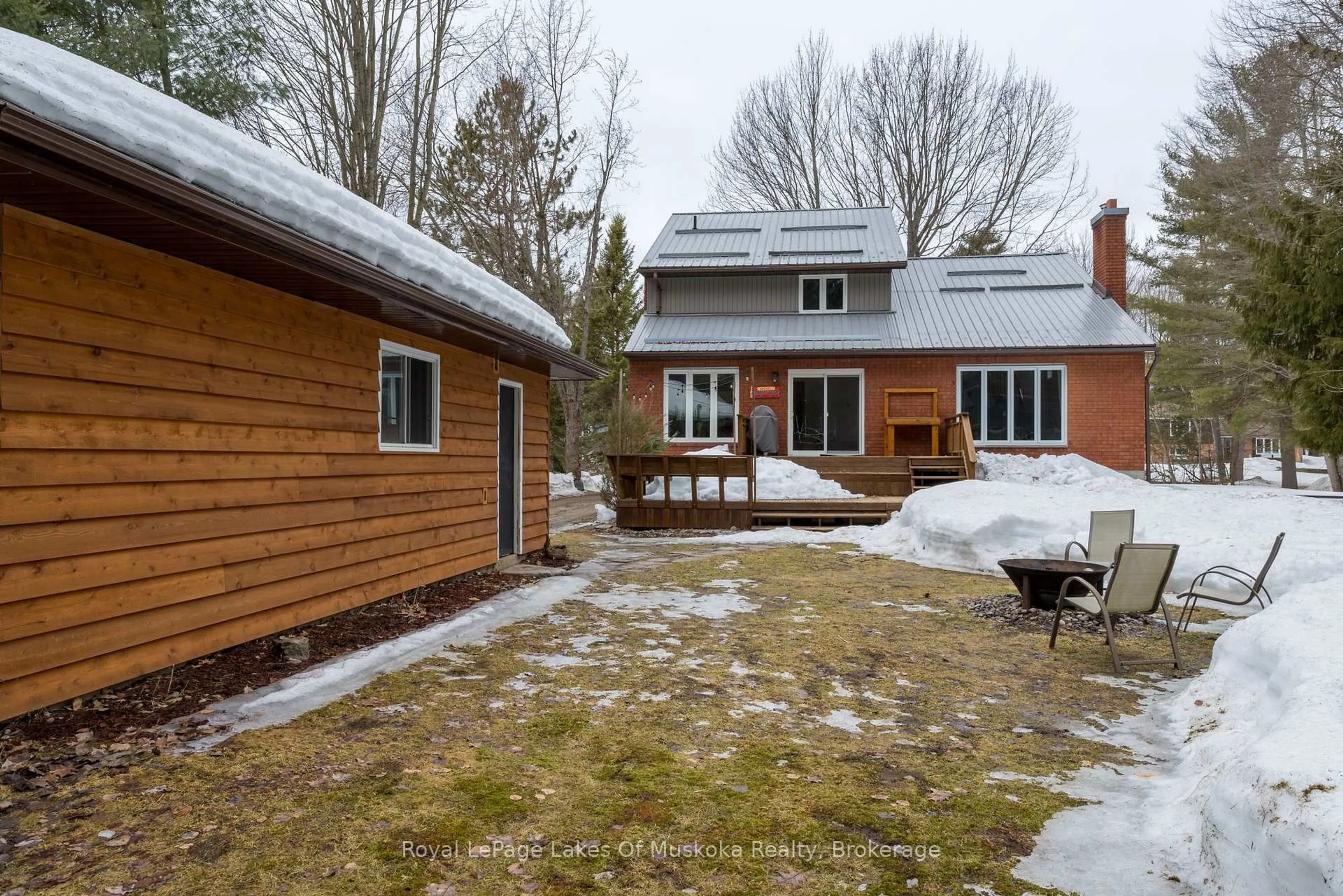 Unknown for 9 Daleman Dr, Bracebridge Ontario P1L 1A8