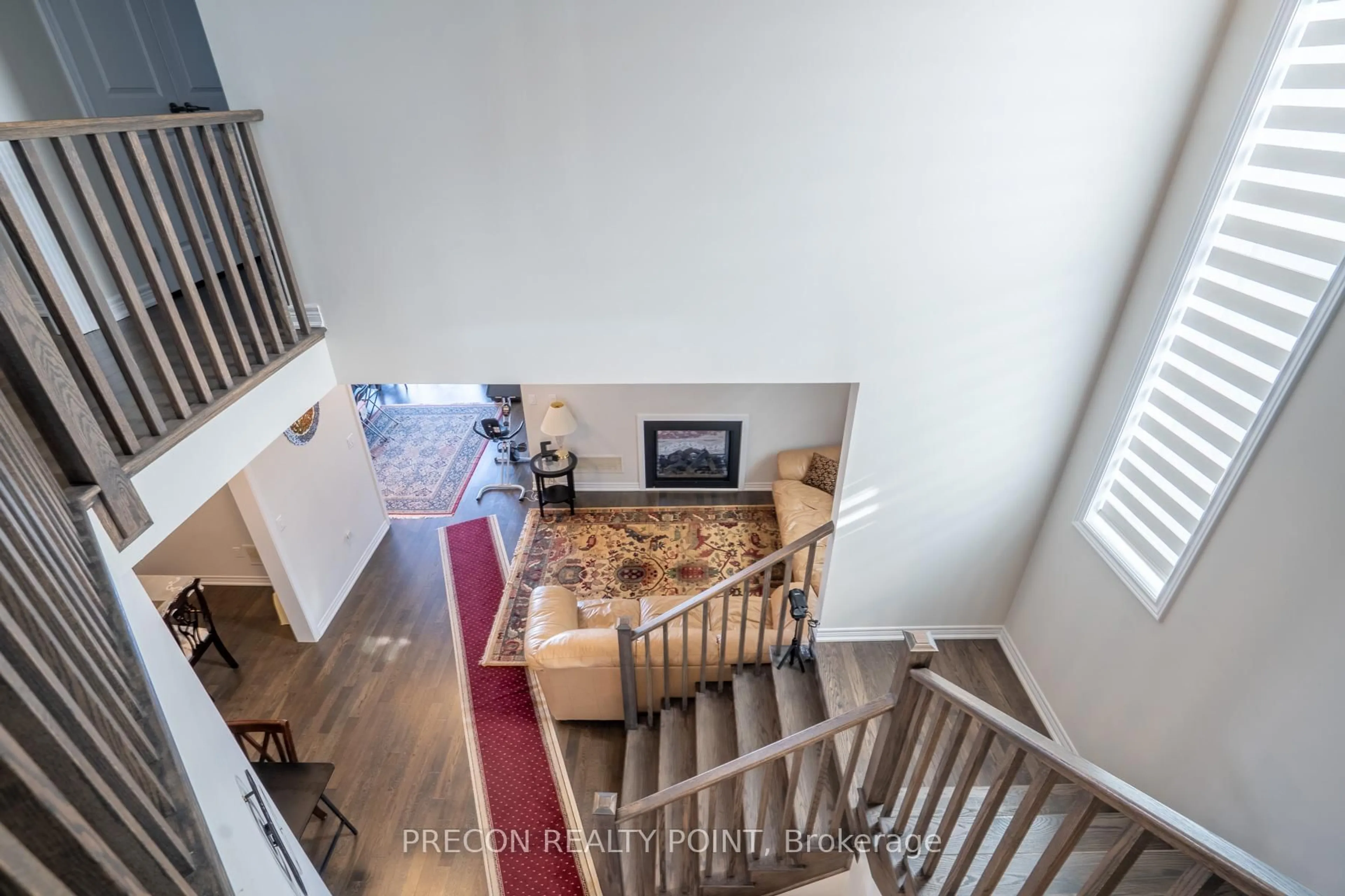 Unknown for 100 Starfire Cres, Hamilton Ontario L8E 0K9