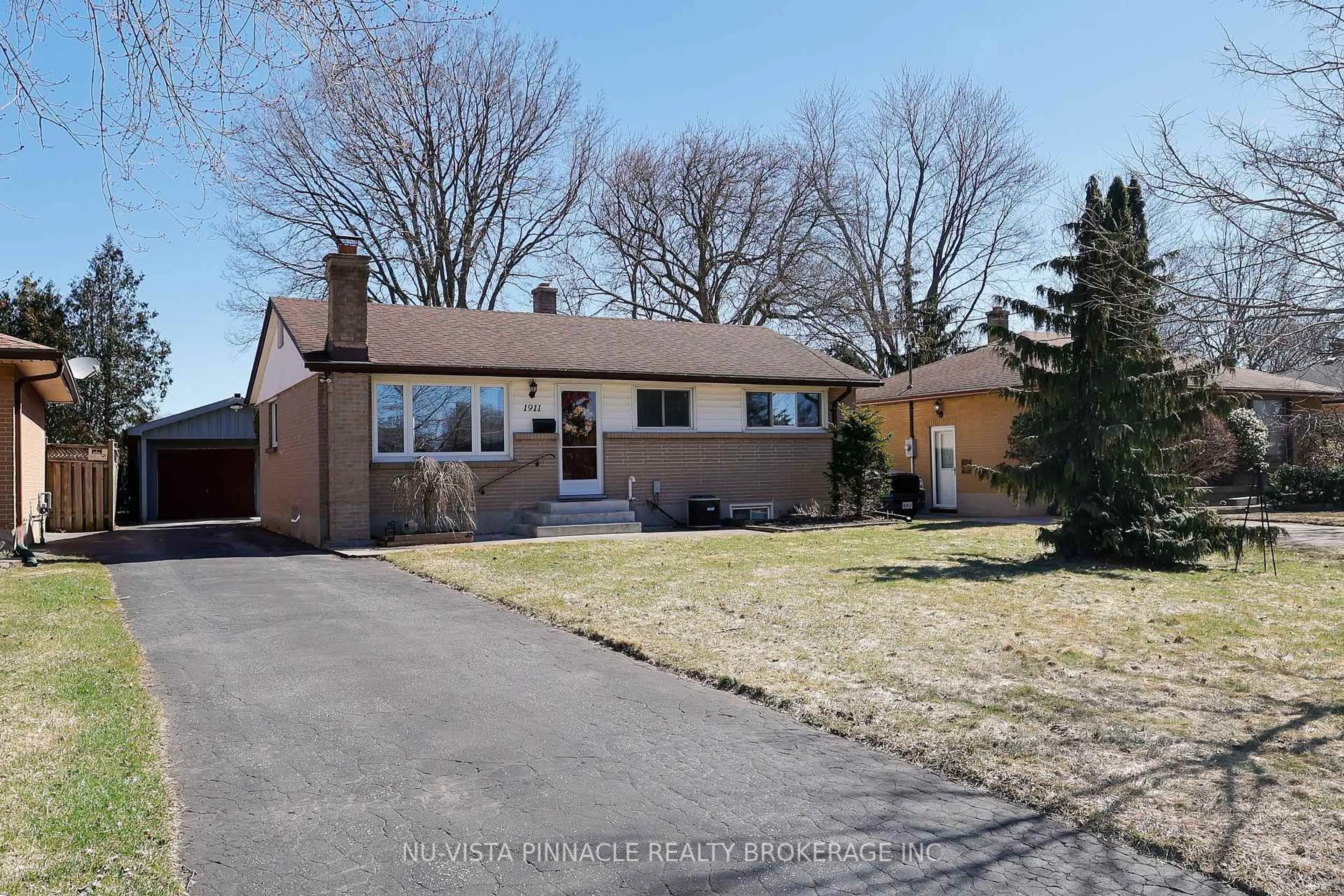 Unknown for 1911 CRYSTAL Cres, London East Ontario N5V 1H5