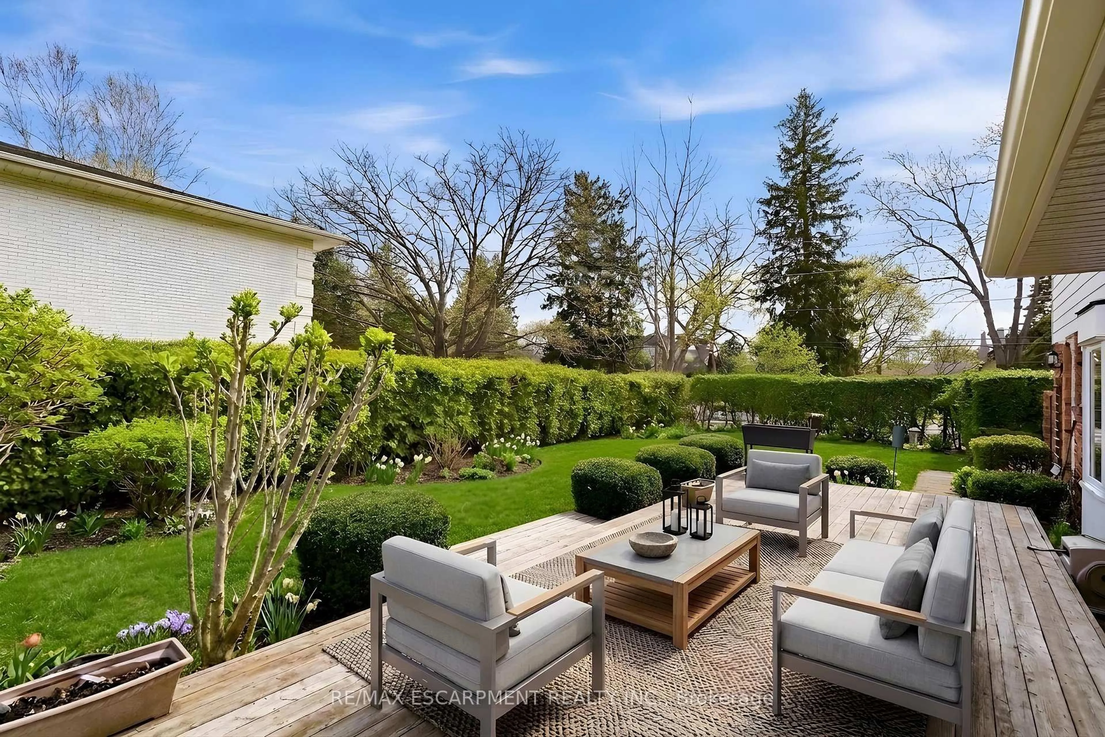 Patio, street for 3 Postans Path, Hamilton Ontario L9G 3P8