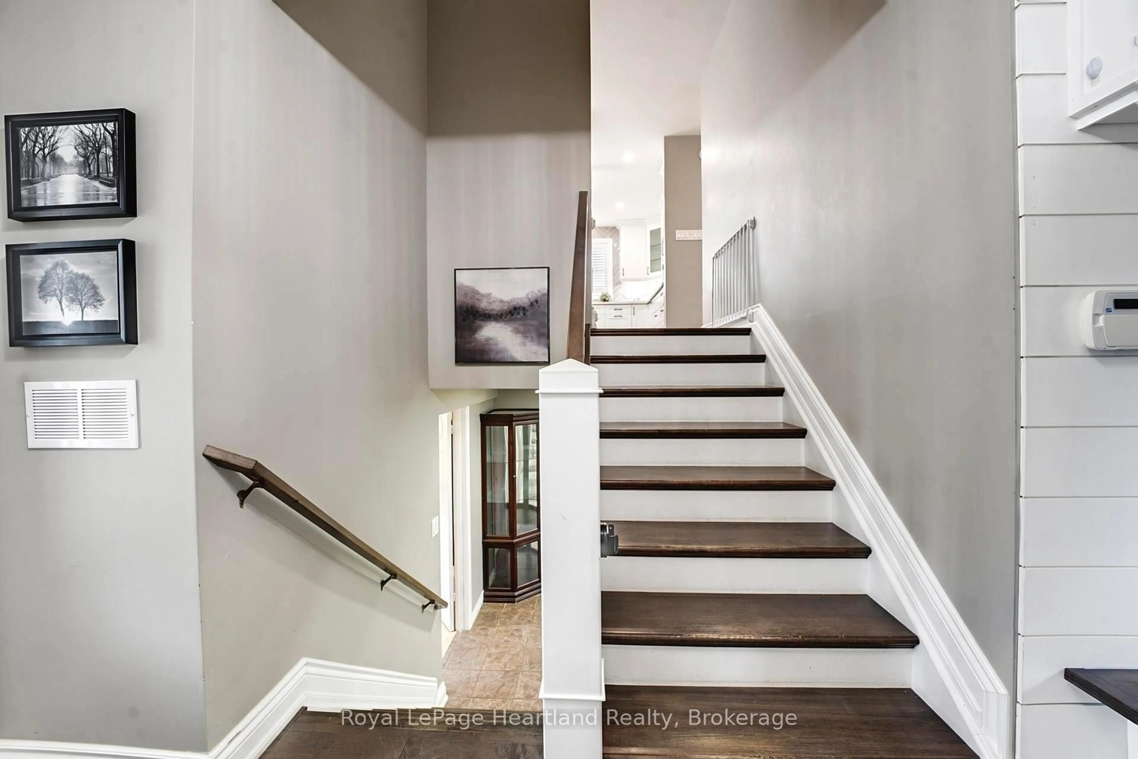 Stairs for 20 Crawford St, North Huron Ontario N0G 2W0