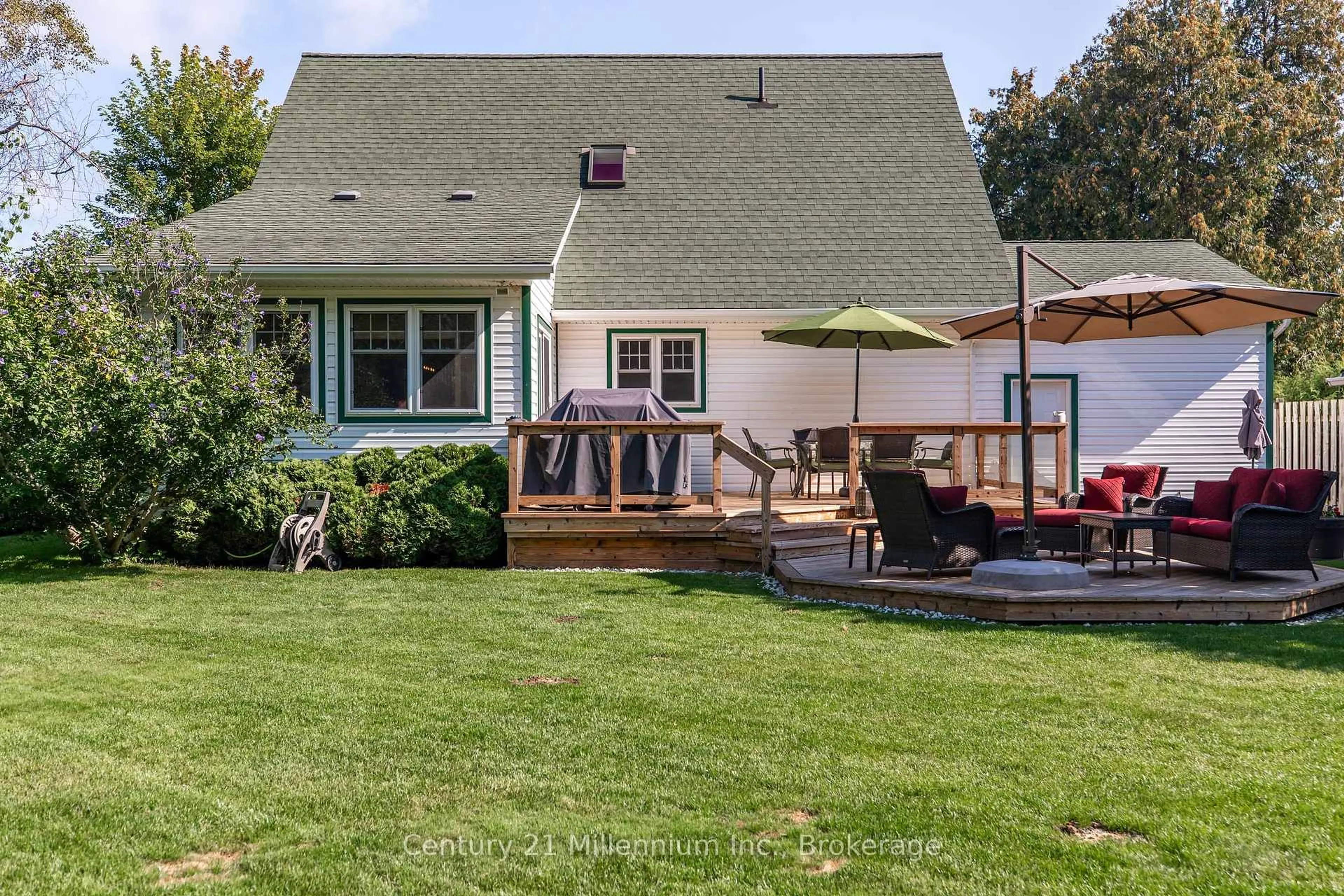 Patio, water/lake/river/ocean view for 171 Island St, Saugeen Shores Ontario N0H 2L0