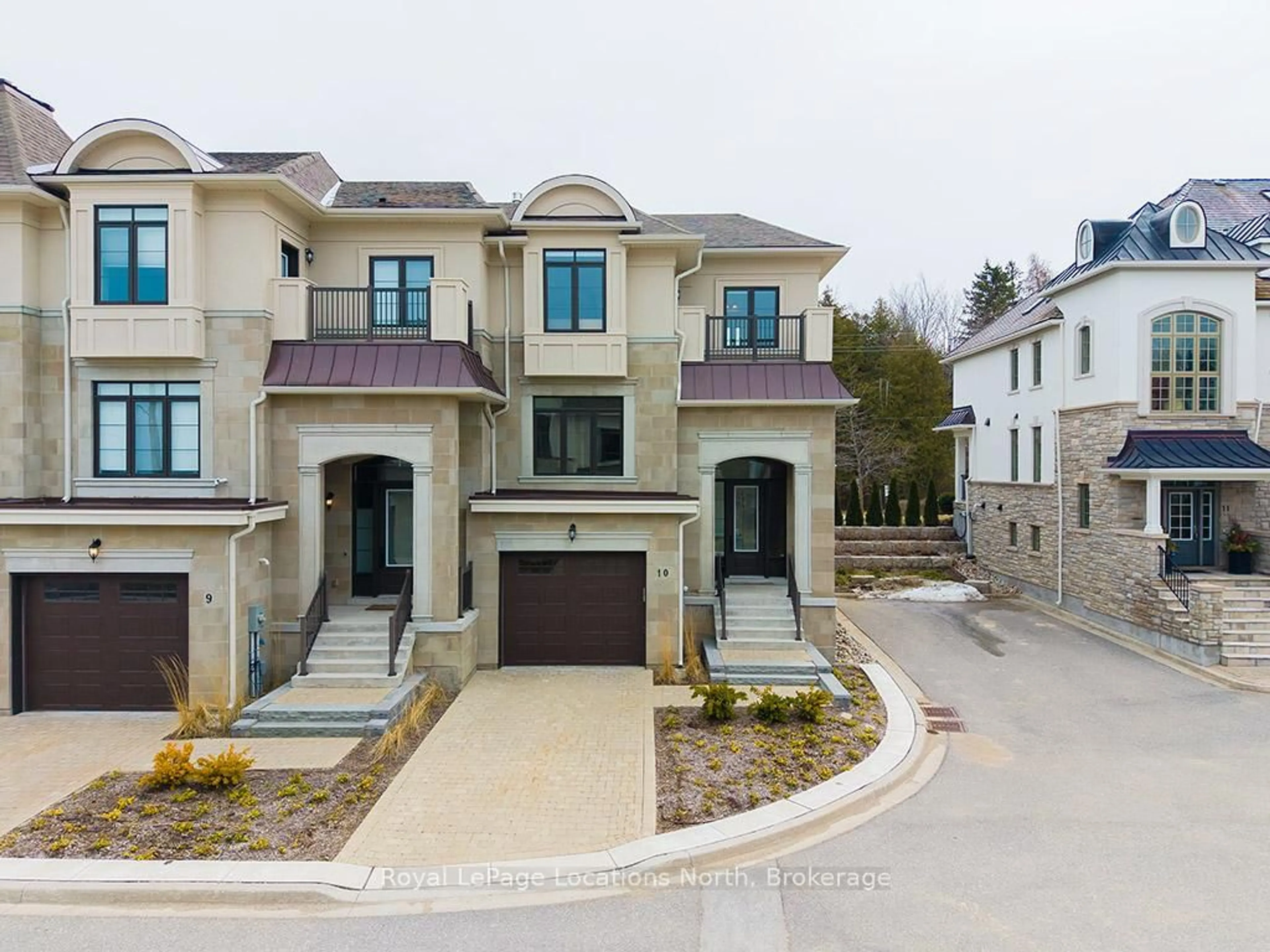 Unknown for 11 Bay St #10, Blue Mountains Ontario N0H 2P0