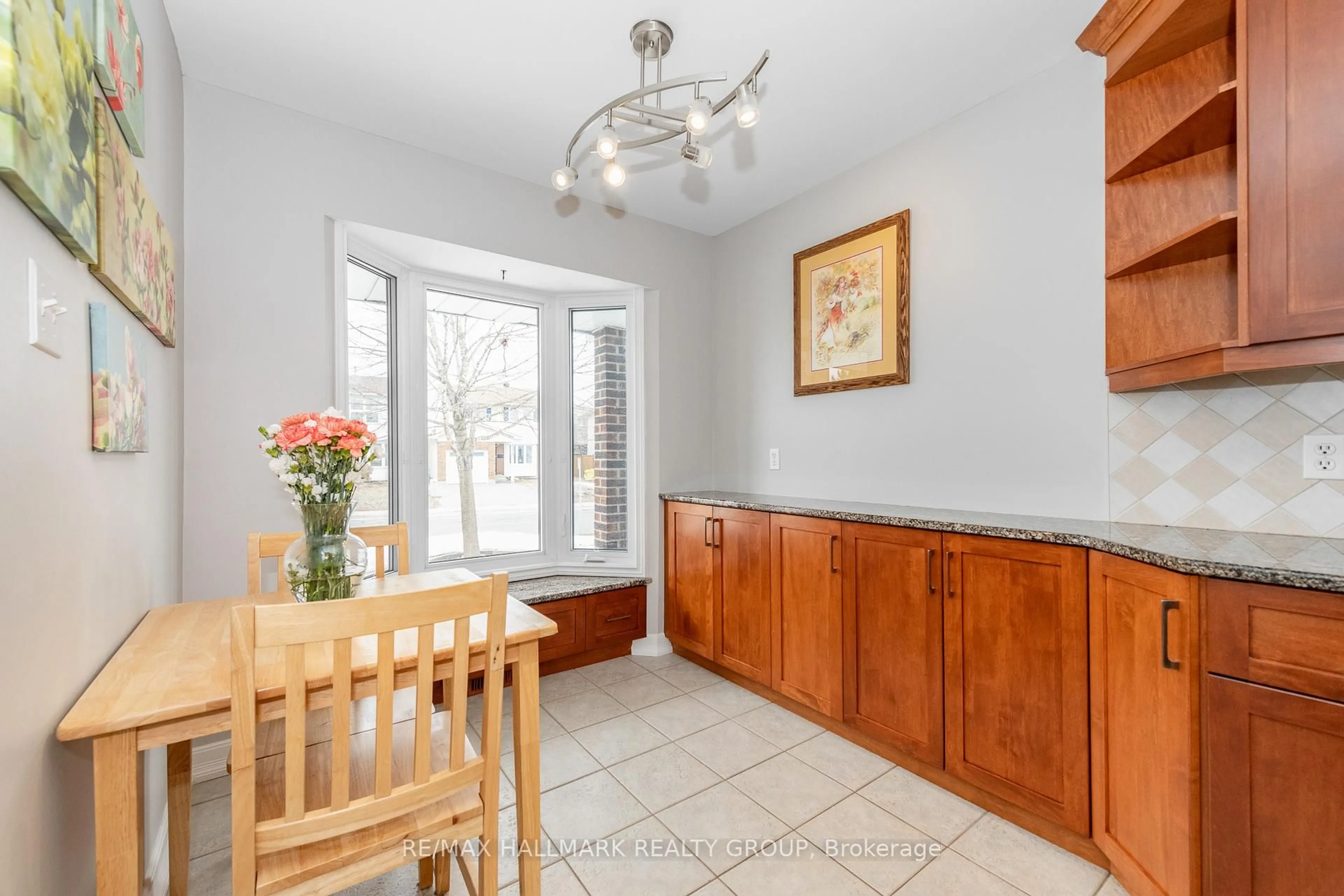 Dining room, unknown for 6380 St Louis Dr, Ottawa Ontario K1C 2Y1