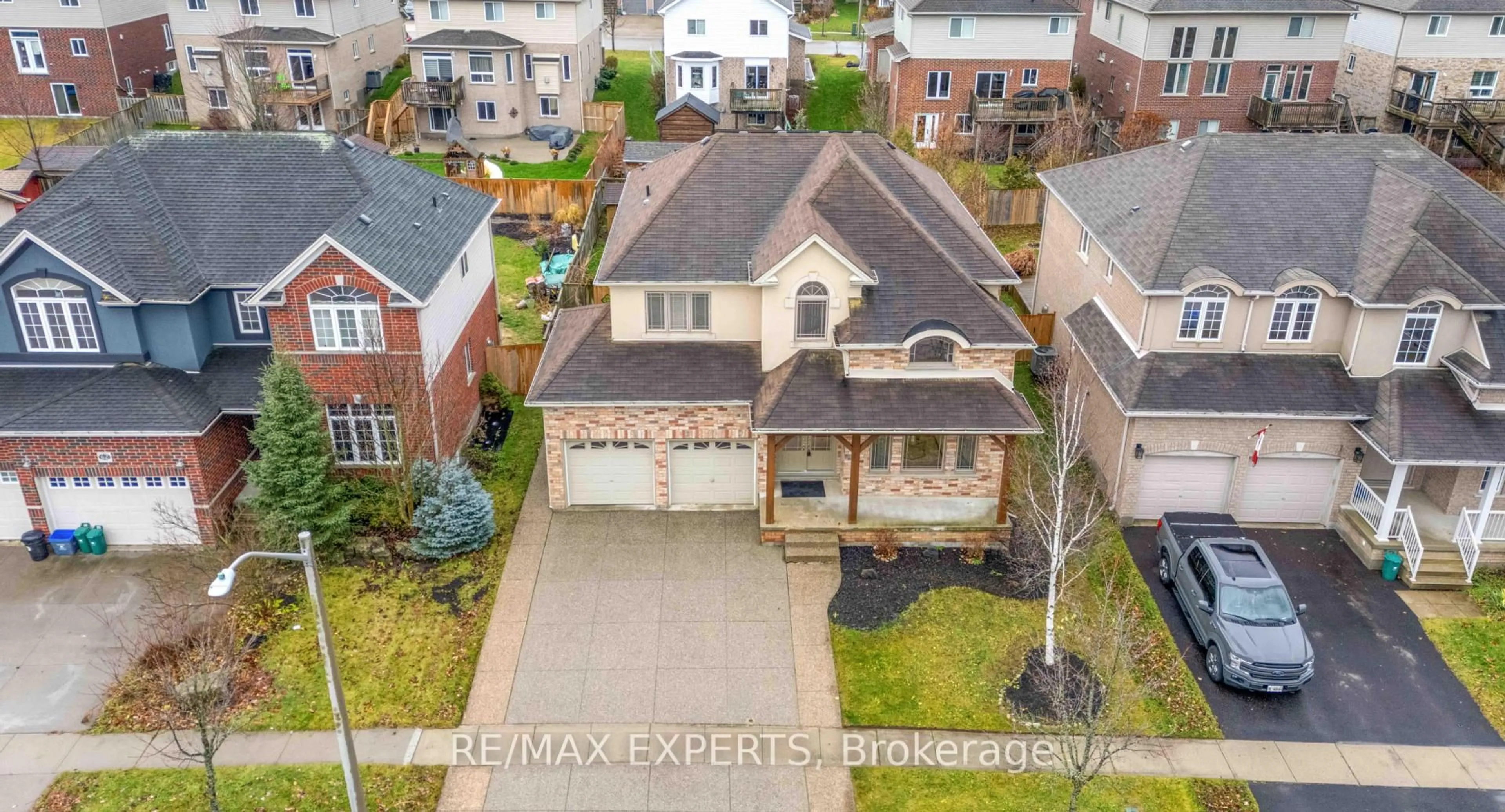 A pic from outside/outdoor area/front of a property/back of a property/a pic from drone, street for 66 Schweitzer Cres, Wellesley Ontario N0B 2T0