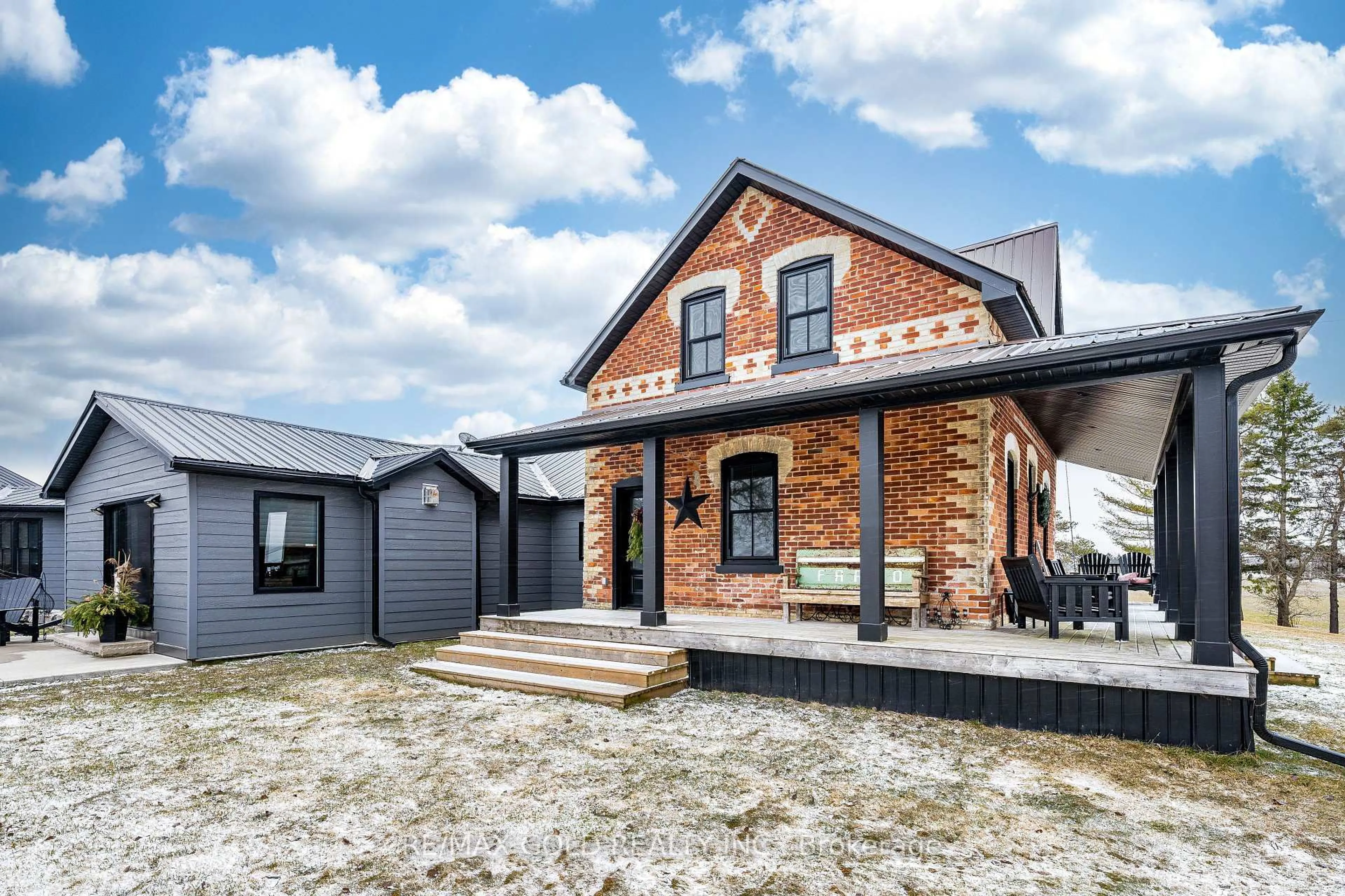 Home with brick exterior material, unknown for 408082 Grey4 Rd, Grey Highlands Ontario N0C 1J0