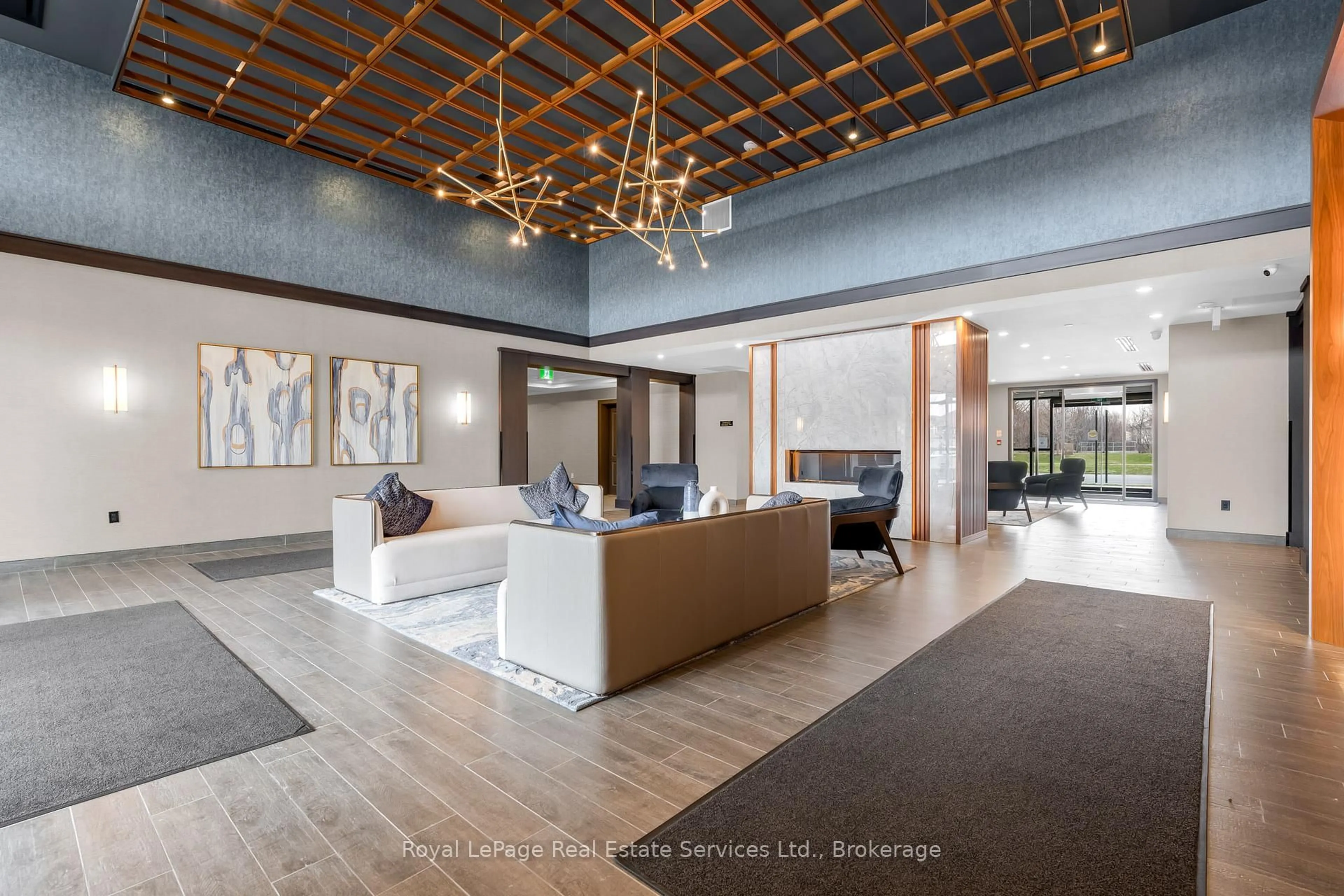 Lobby for 470 Dundas St #502, Hamilton Ontario L8B 2A6