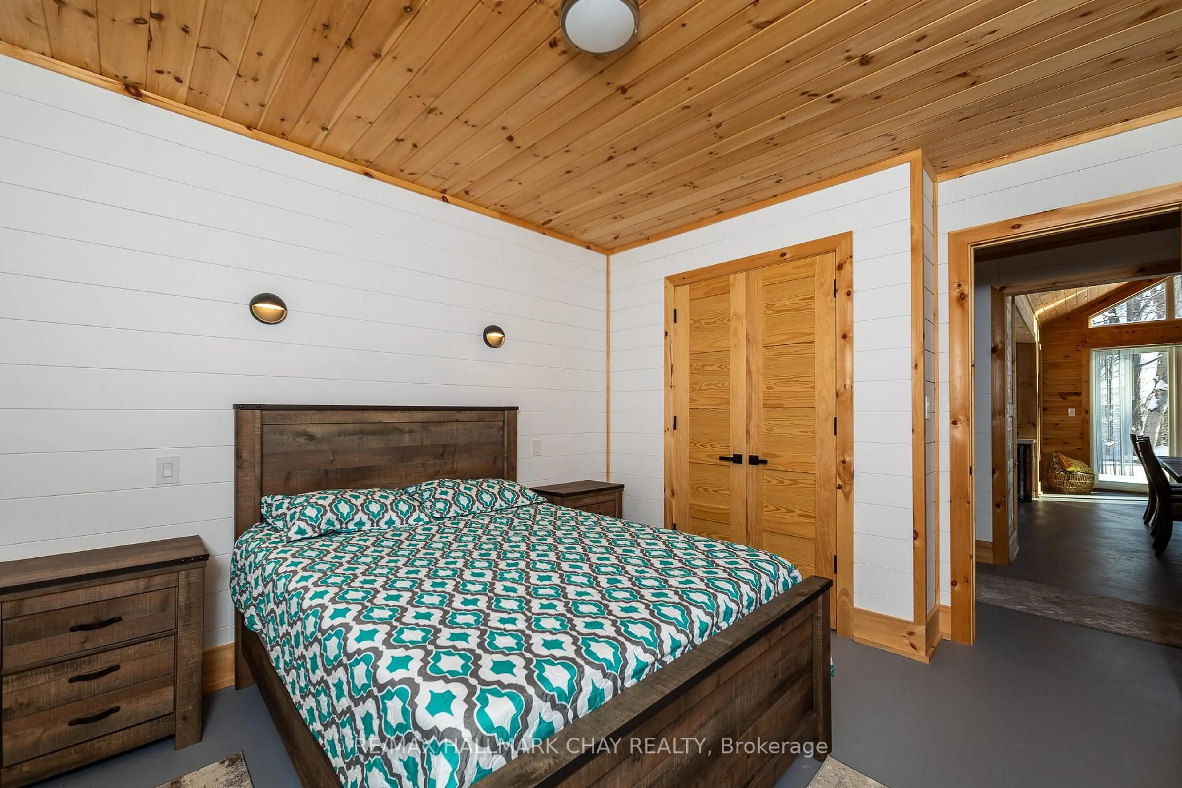 Bedroom with bed, unknown for 27 Whippoorwill Rd, Northern Bruce Peninsula Ontario N0H 1W0