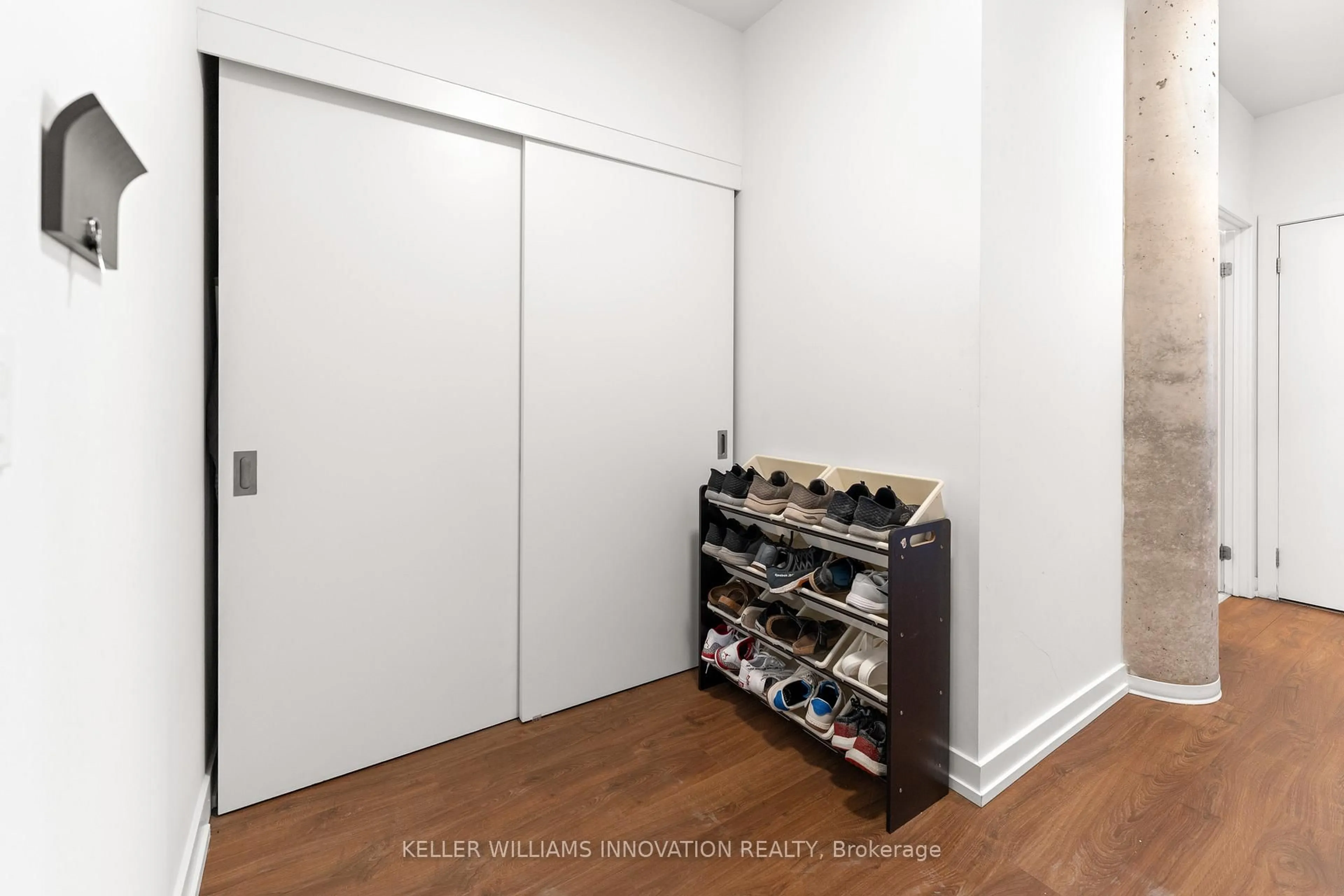 Unknown for 15 Wellington St #317, Kitchener Ontario N2G 0E4