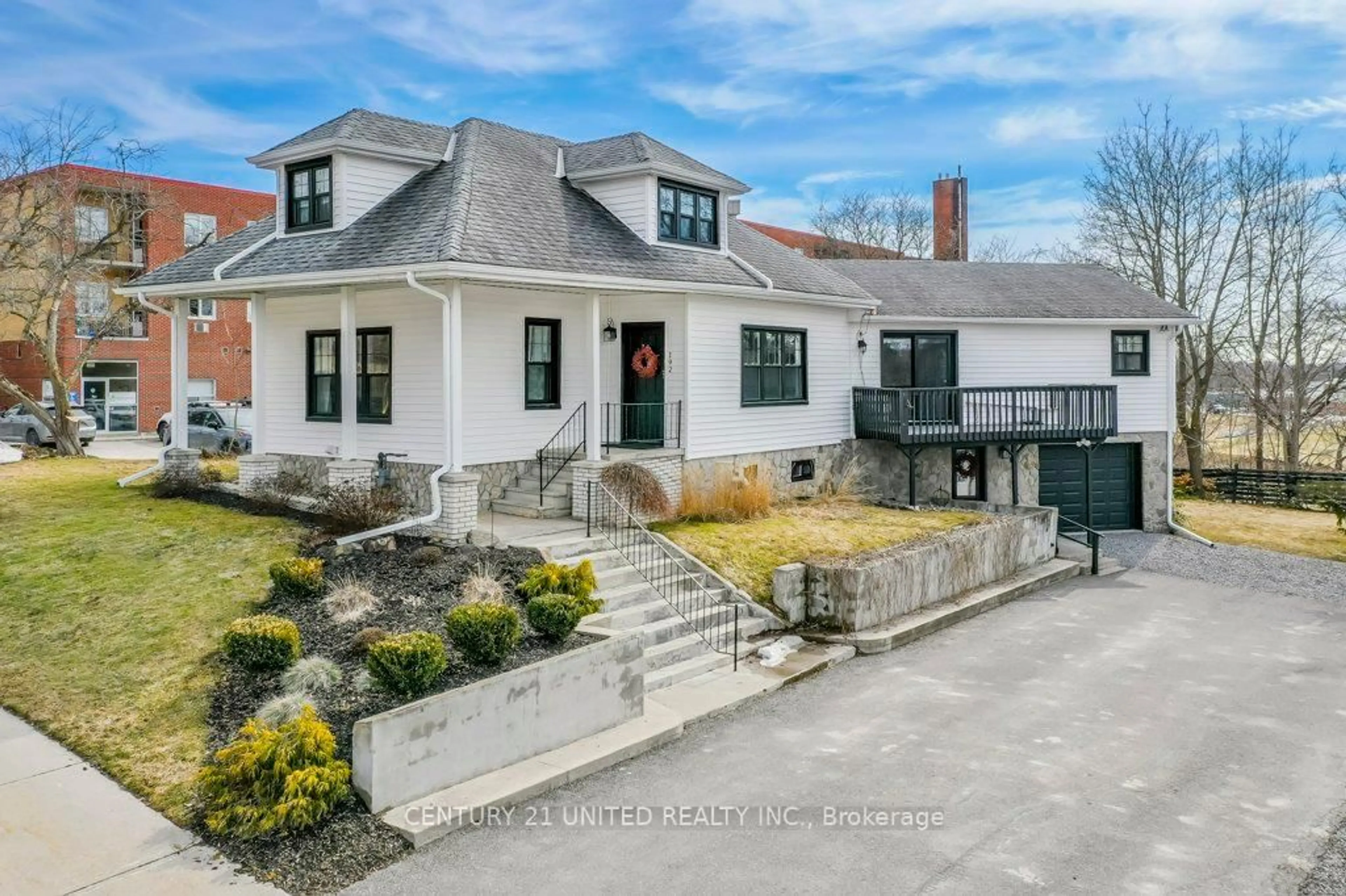 A pic from outside/outdoor area/front of a property/back of a property/a pic from drone, street for 192 Major St, Trent Hills Ontario K0L 1L0