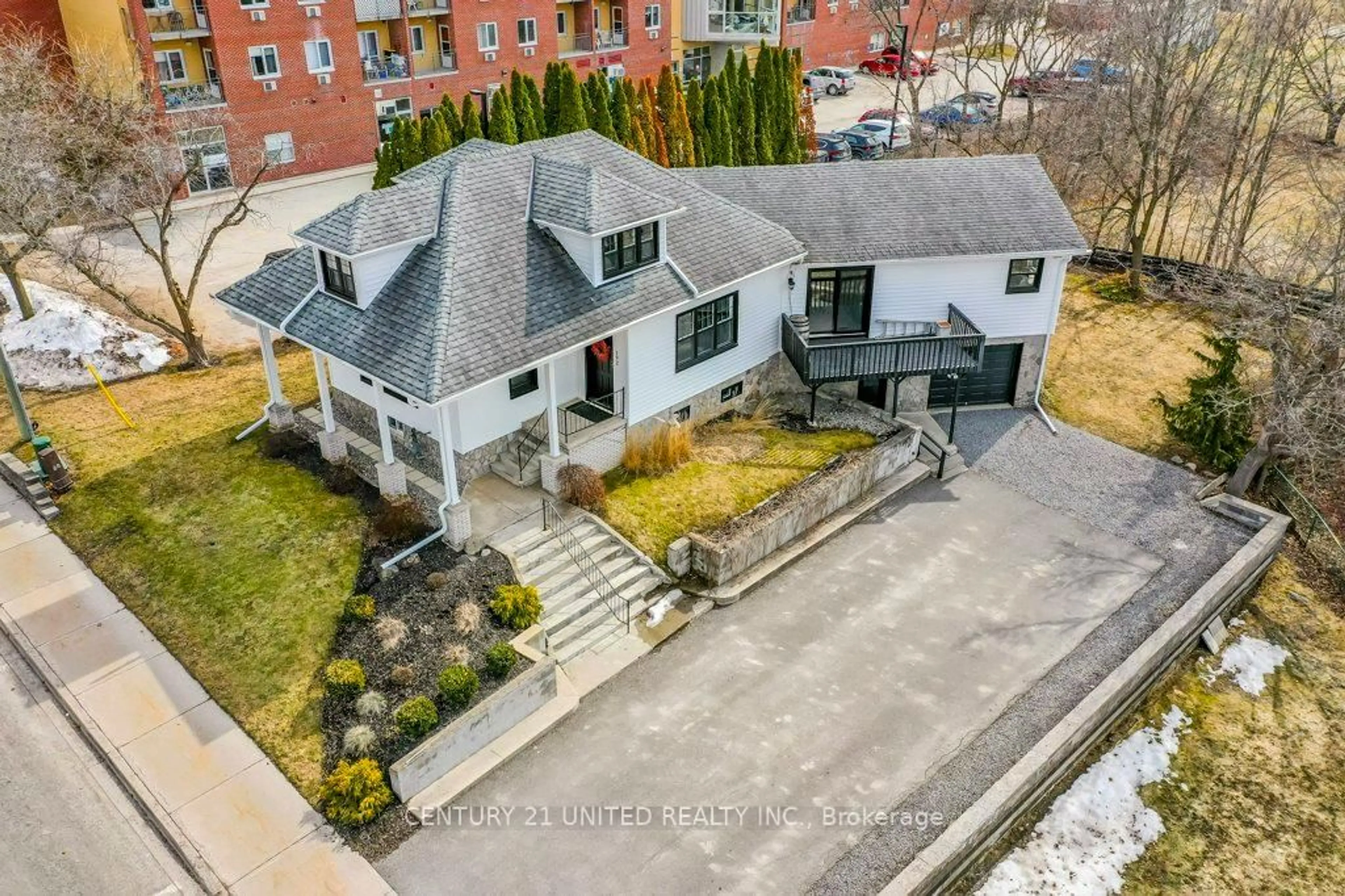 A pic from outside/outdoor area/front of a property/back of a property/a pic from drone, street for 192 Major St, Trent Hills Ontario K0L 1L0