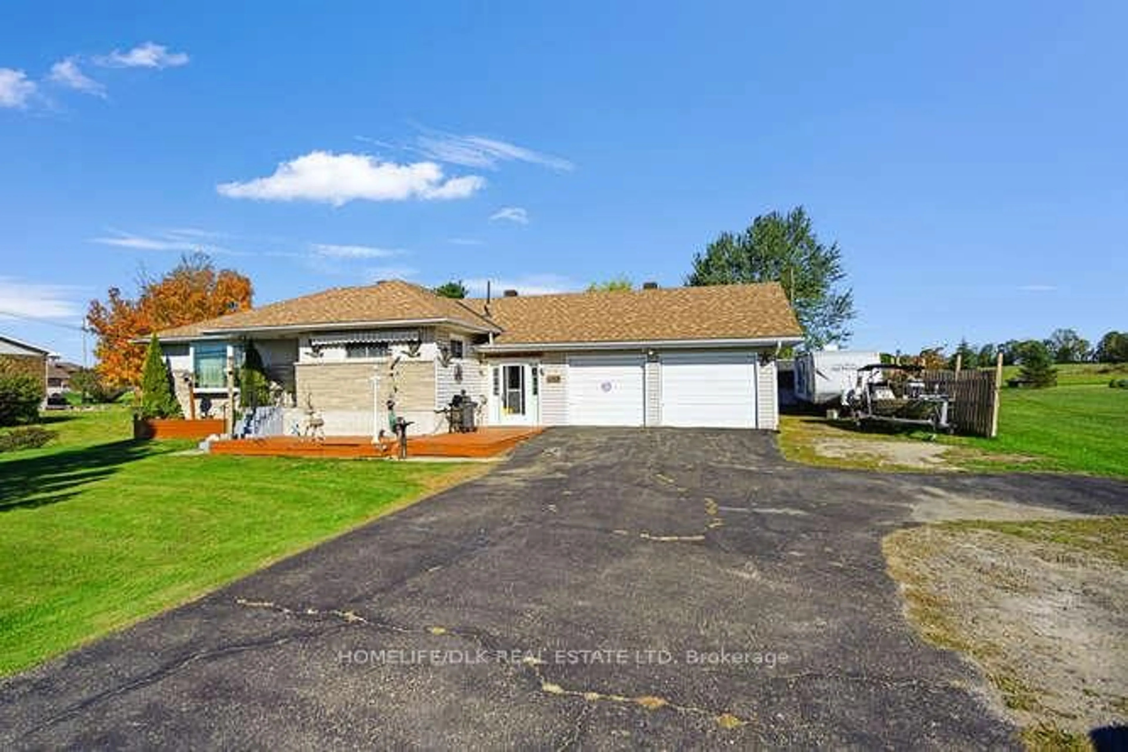 A pic from outside/outdoor area/front of a property/back of a property/a pic from drone, street for 5011 County 29 Rd, Elizabethtown-Kitley Ontario K6V 5T4