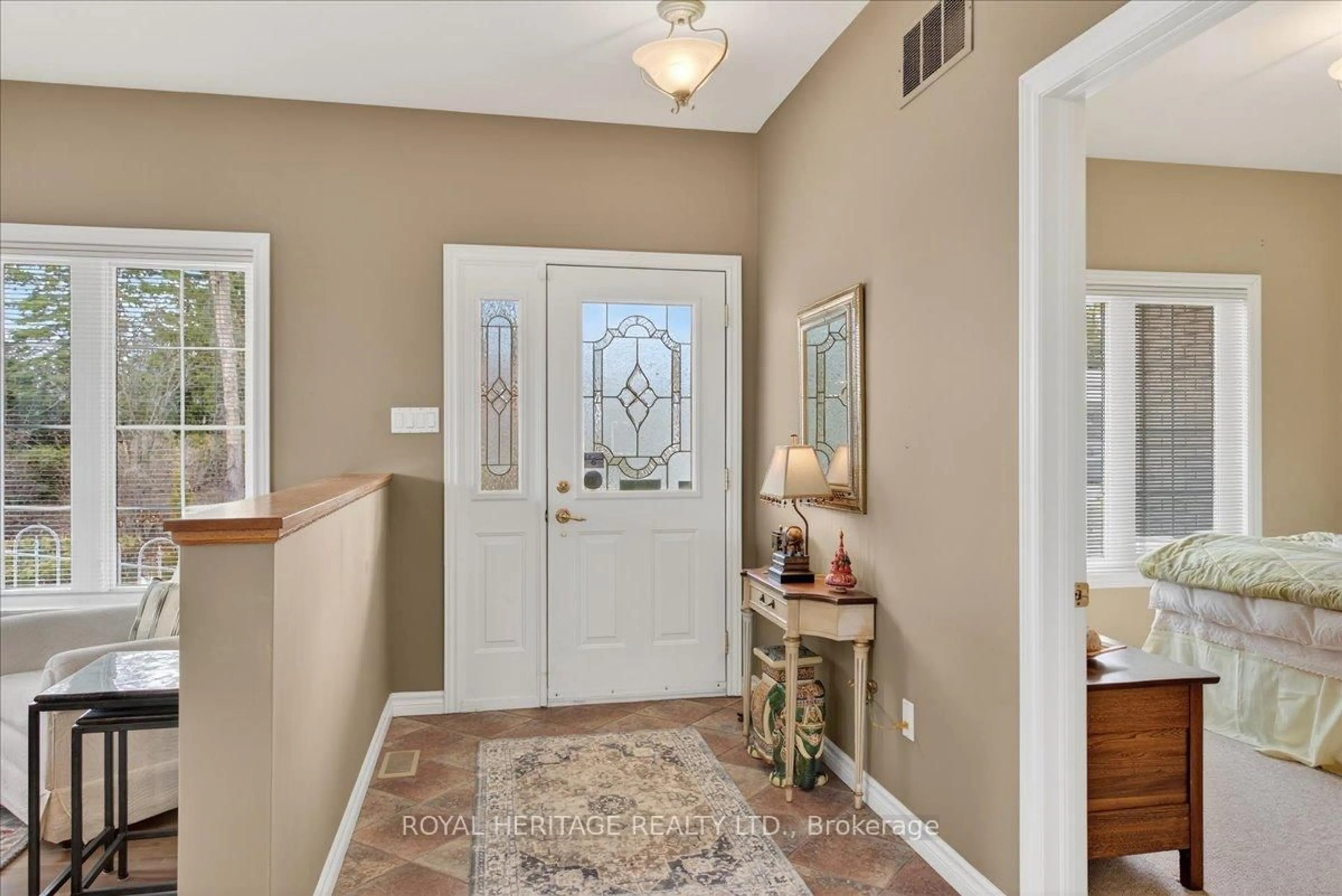 Indoor entryway for 4 Kennedy Dr, Kawartha Lakes Ontario K0M 1N0