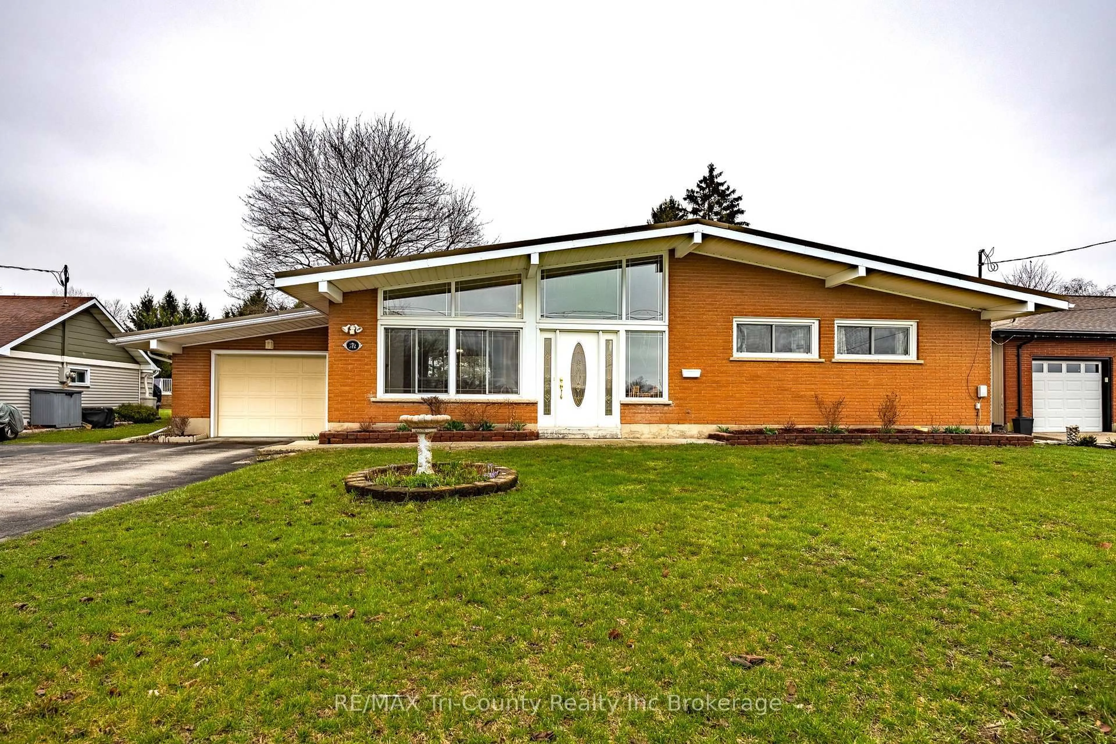 Unknown for 124687 MALL Rd, Norwich Ontario N4G 2T2