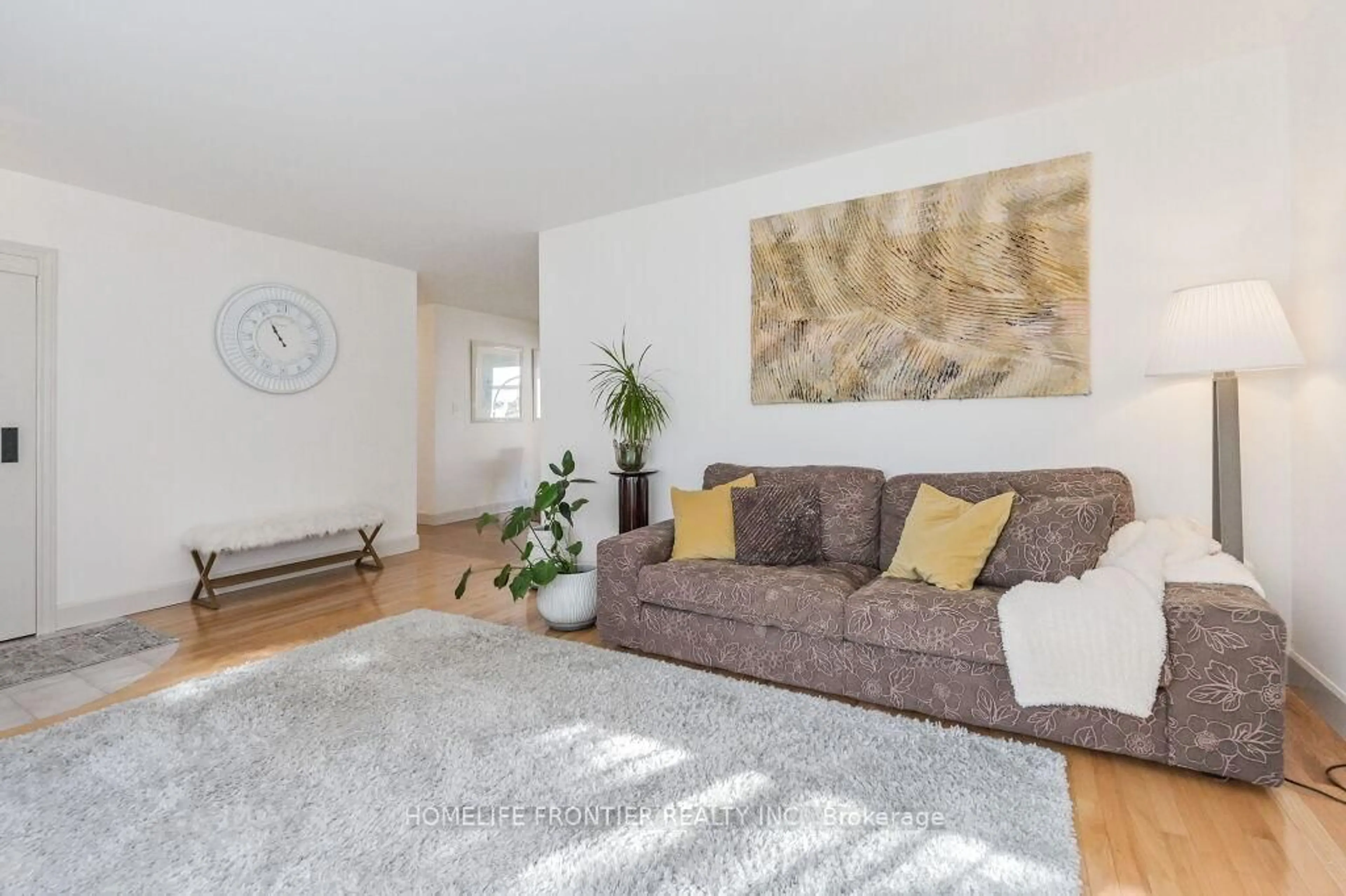 Living room with furniture, unknown for 360 Colborne St, Centre Wellington Ontario N0B 1S0