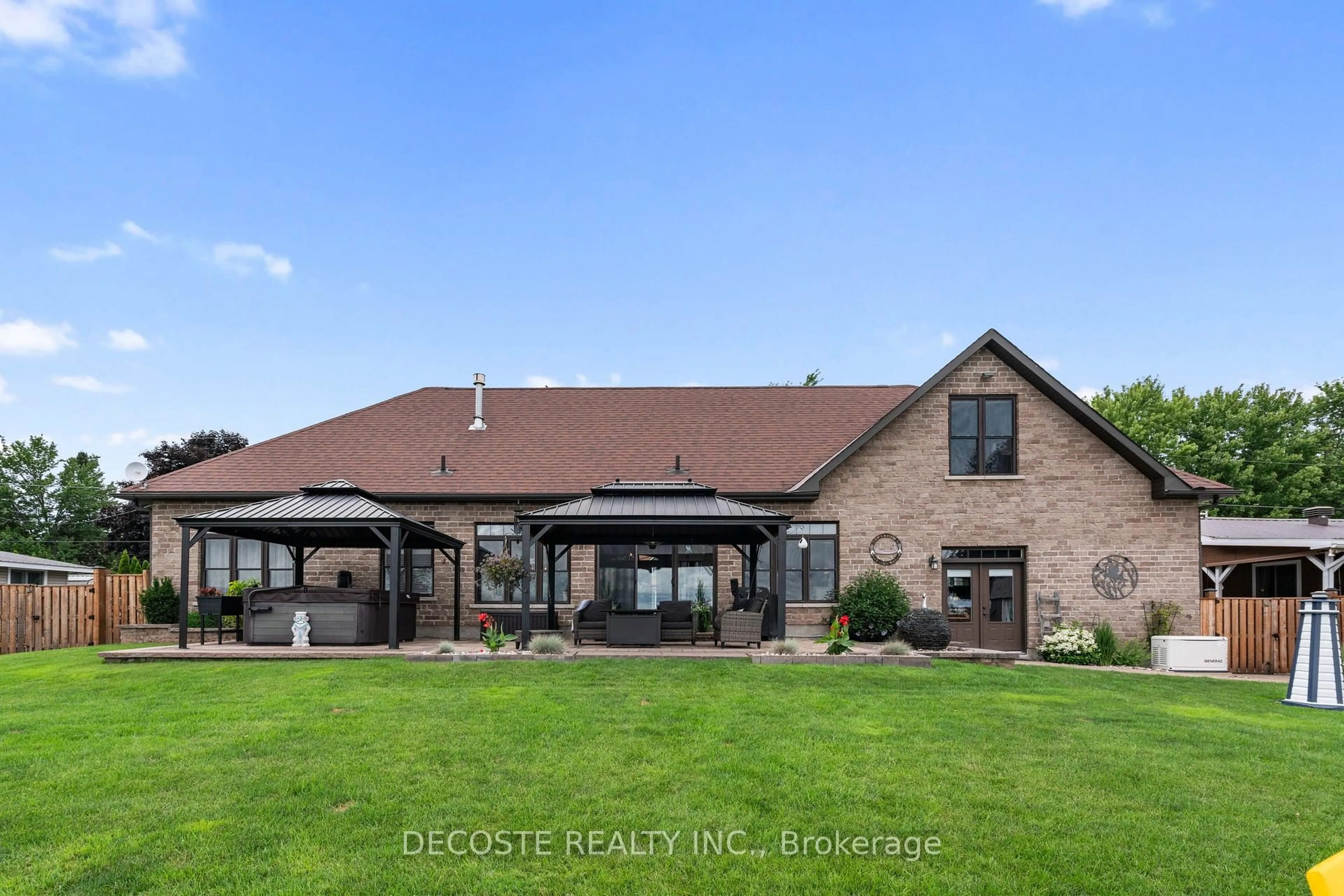 Home with brick exterior material, unknown for 21190 BAYVIEW Ave, South Glengarry Ontario K0C 1E0