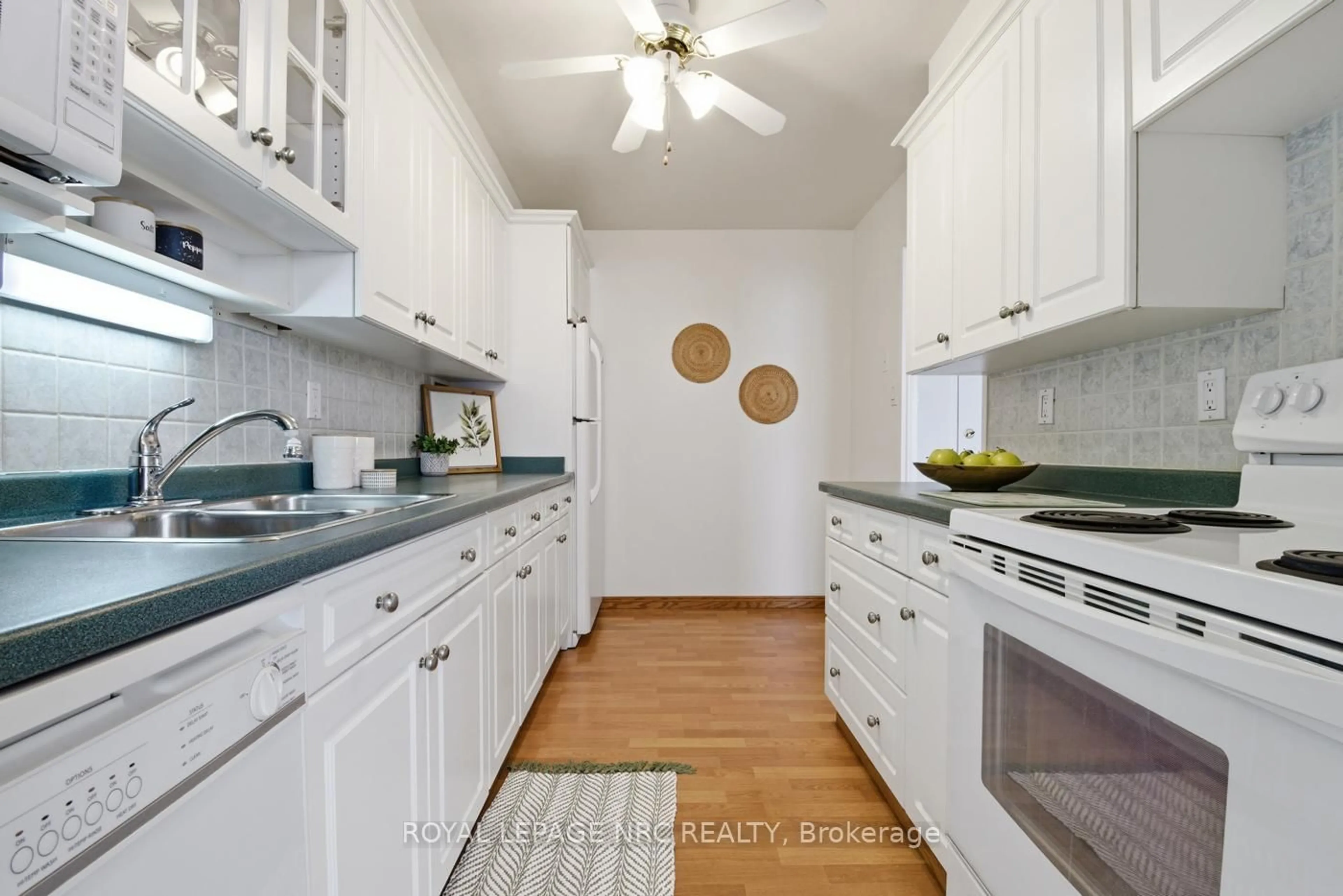 Standard kitchen, unknown for 15 Towering Heights Blvd #708, St. Catharines Ontario L2T 3G7