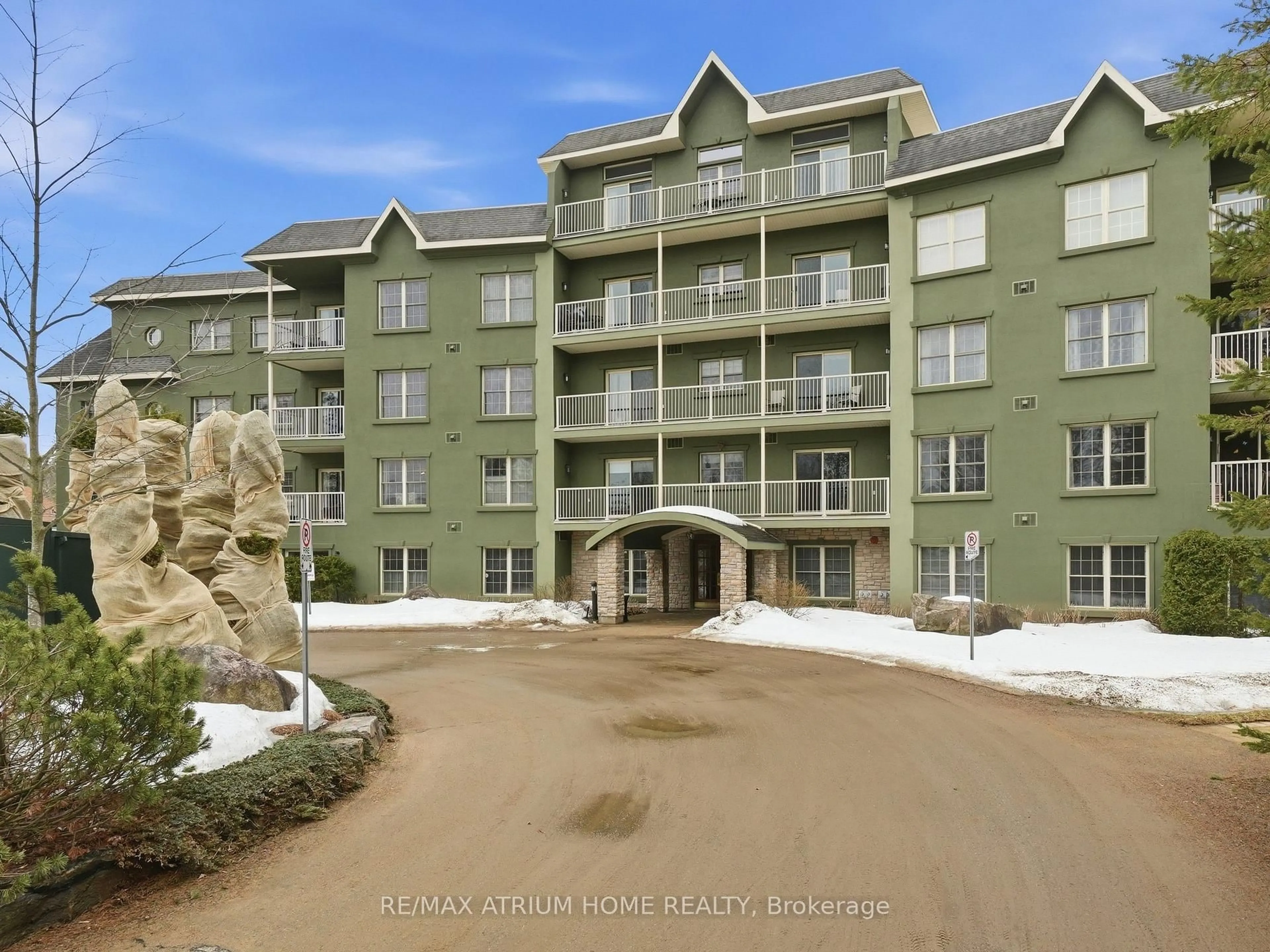 Unknown for 24 Ontario St #208, Bracebridge Ontario P1L 2H5