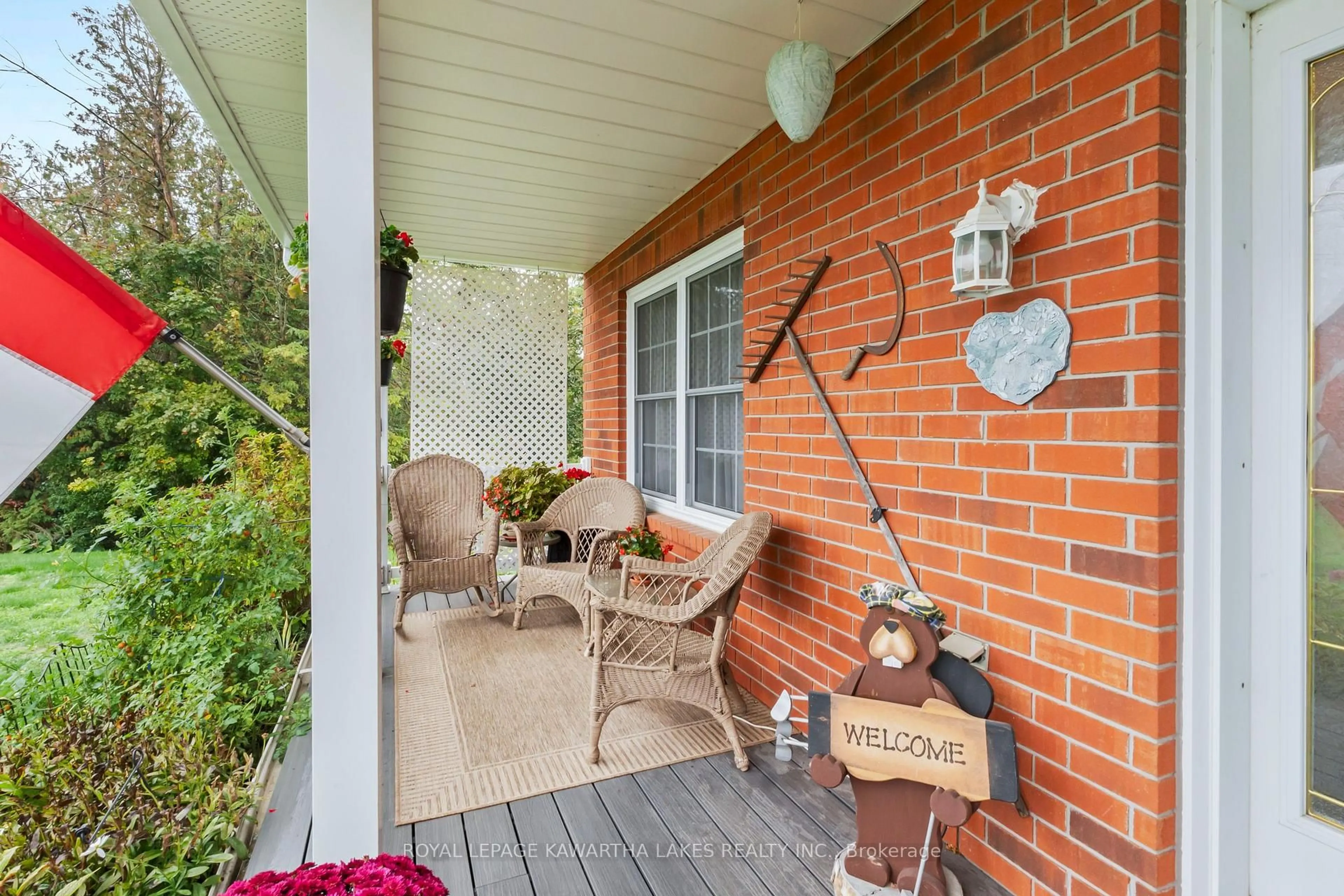 Patio, street for 95 Kenrei Rd, Kawartha Lakes Ontario K9V 4R1