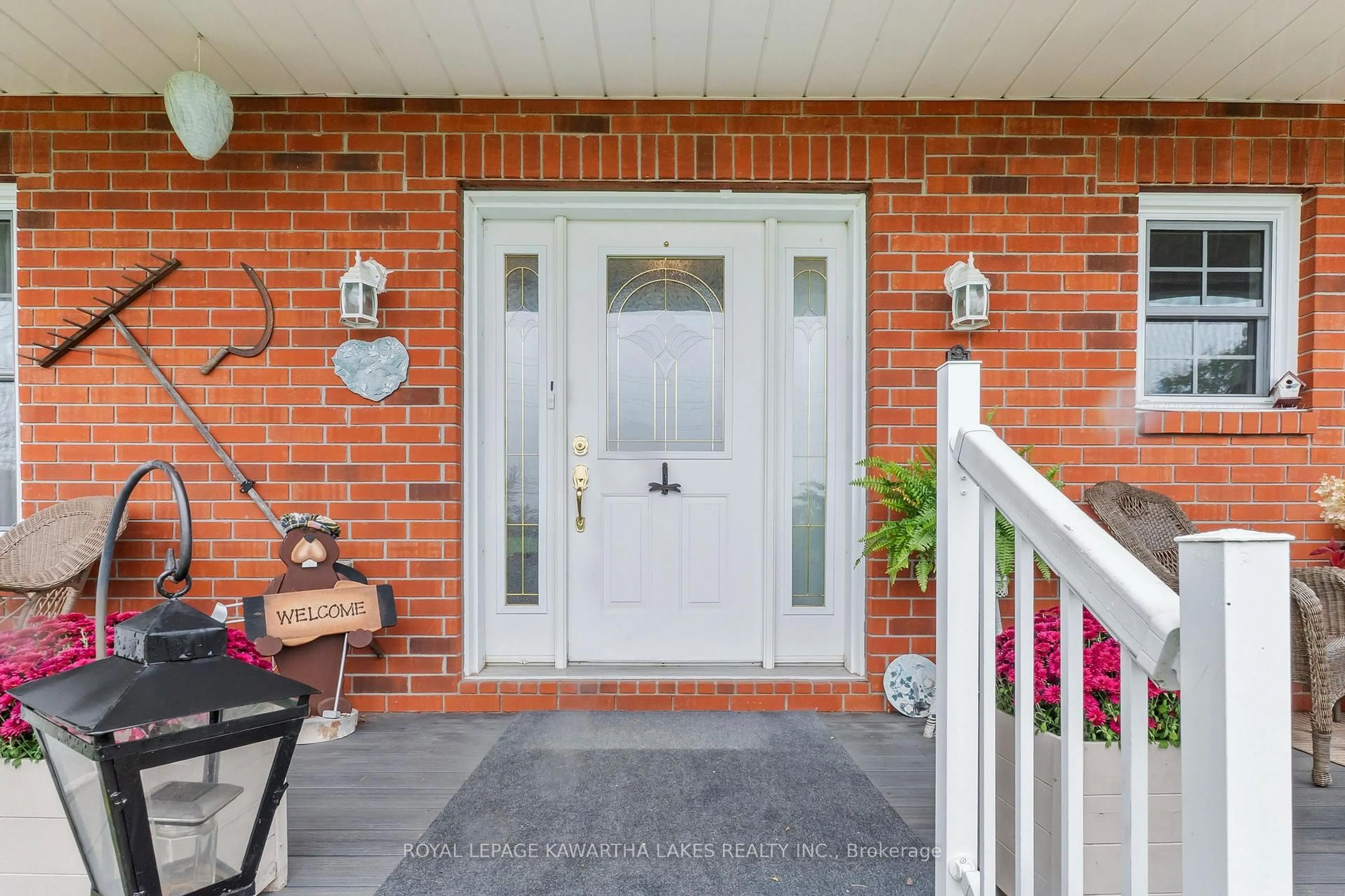 Indoor entryway for 95 Kenrei Rd, Kawartha Lakes Ontario K9V 4R1