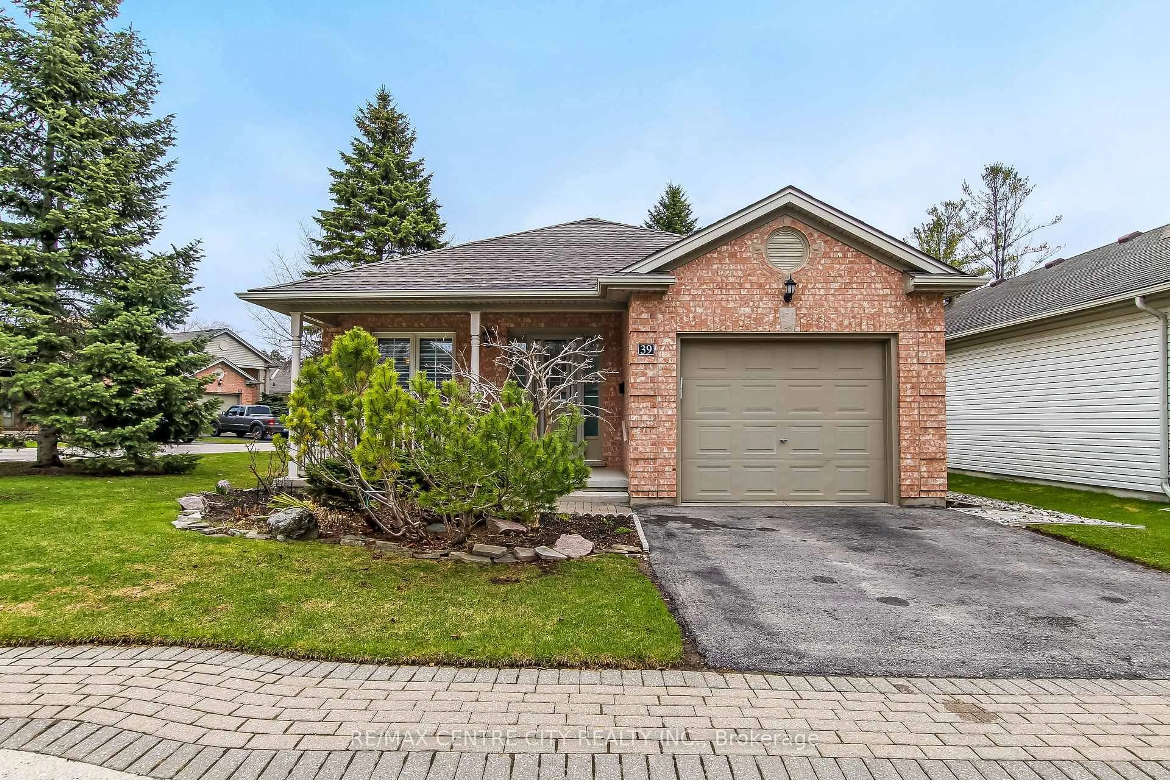 Home with brick exterior material, street for 145 North Centre Rd #39, London North Ontario N5X 4C7