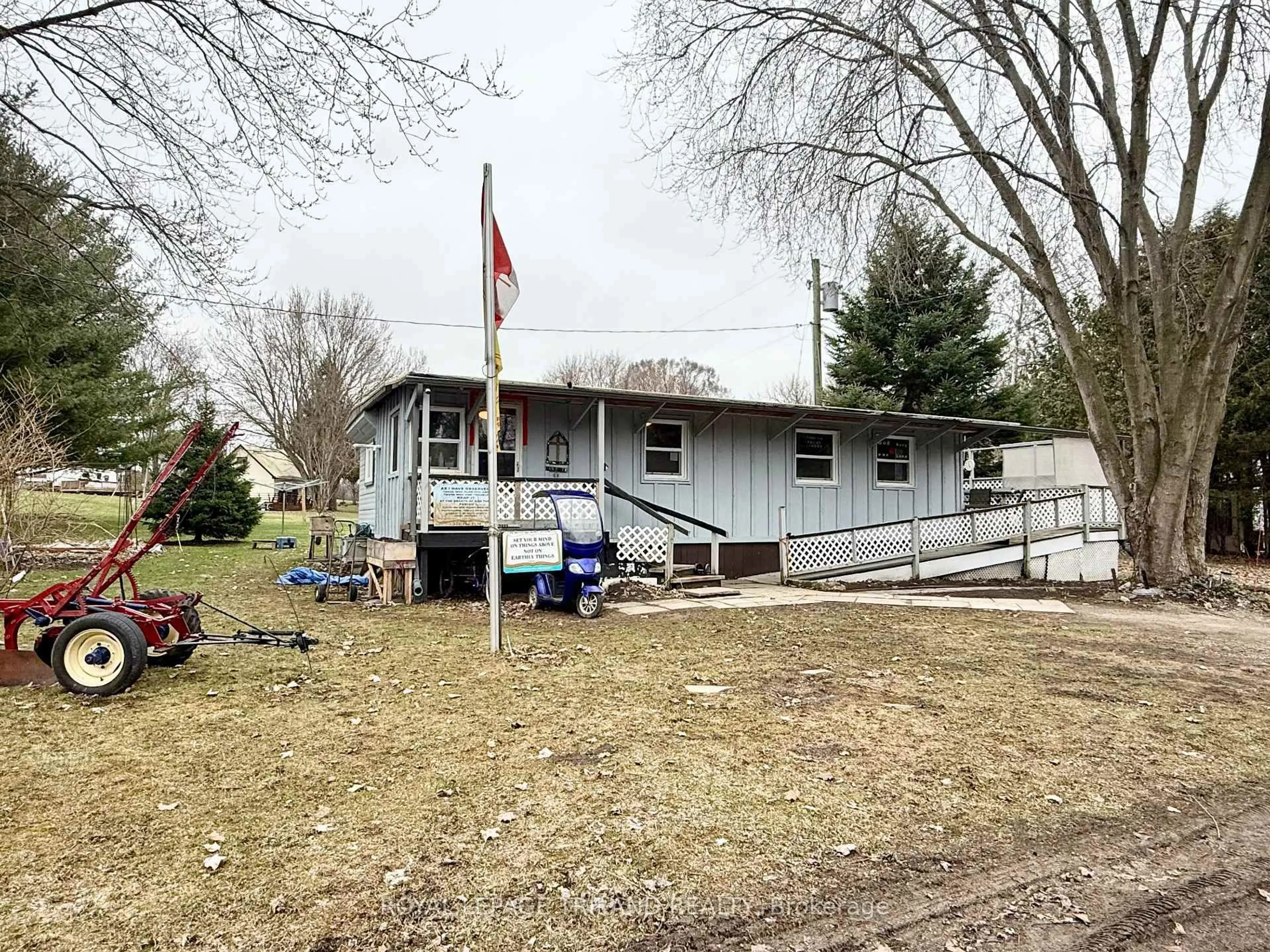 A pic from outside/outdoor area/front of a property/back of a property/a pic from drone, street for 194936 19th Line #350, Zorra Ontario N0M 2M0