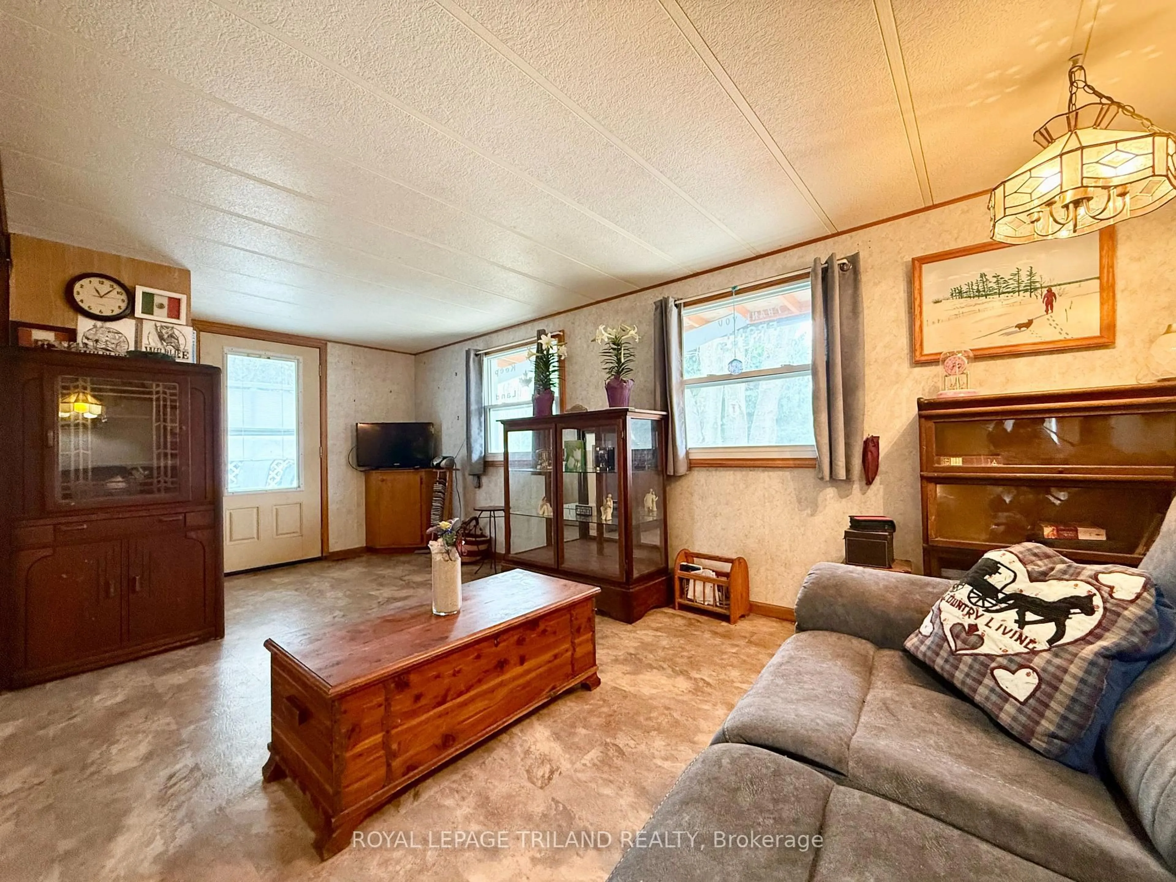 Living room with furniture, unknown for 194936 19th Line #350, Zorra Ontario N0M 2M0