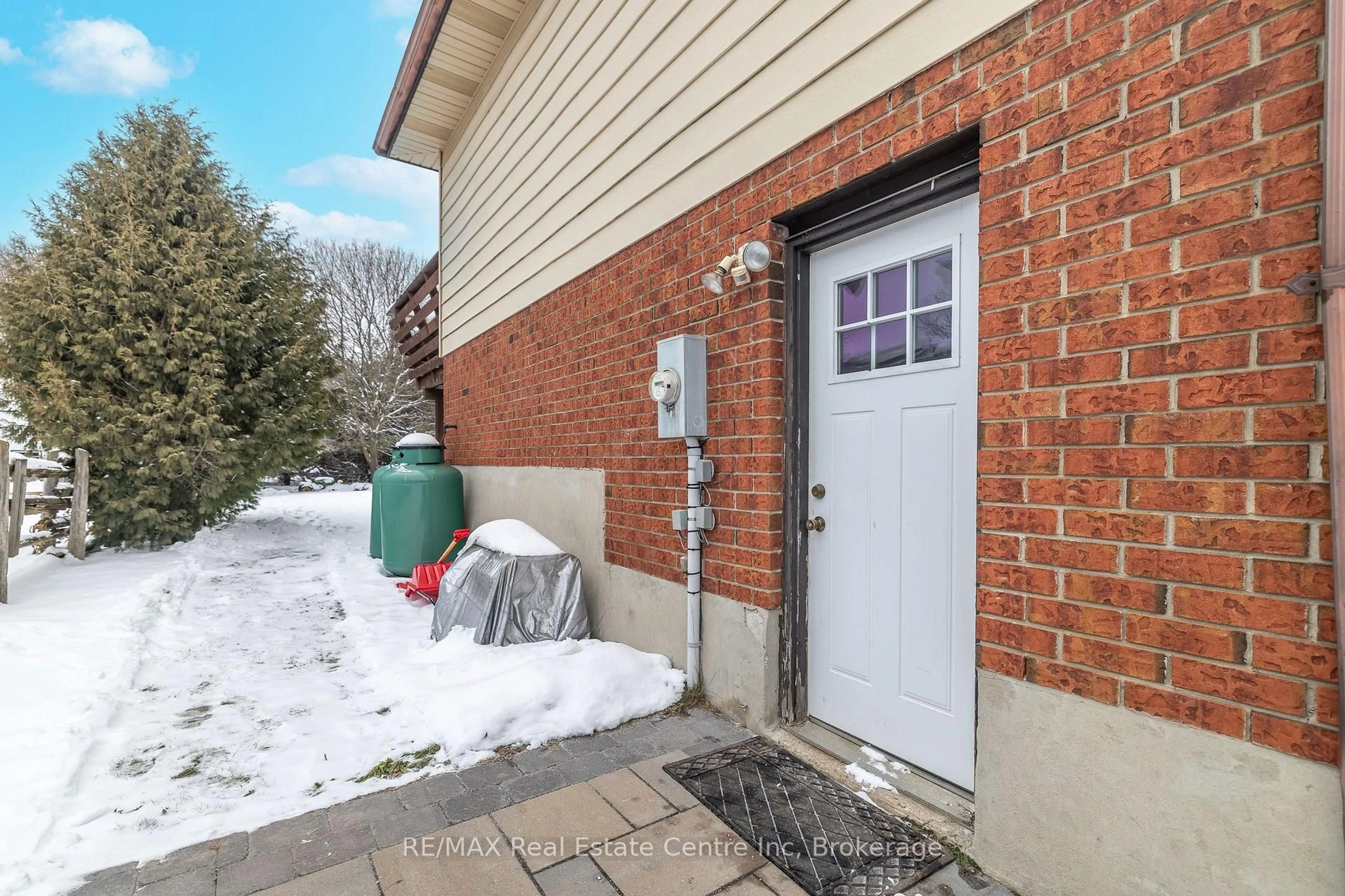 Unknown for 7730 Sixth Line, Centre Wellington Ontario N0B 1S0