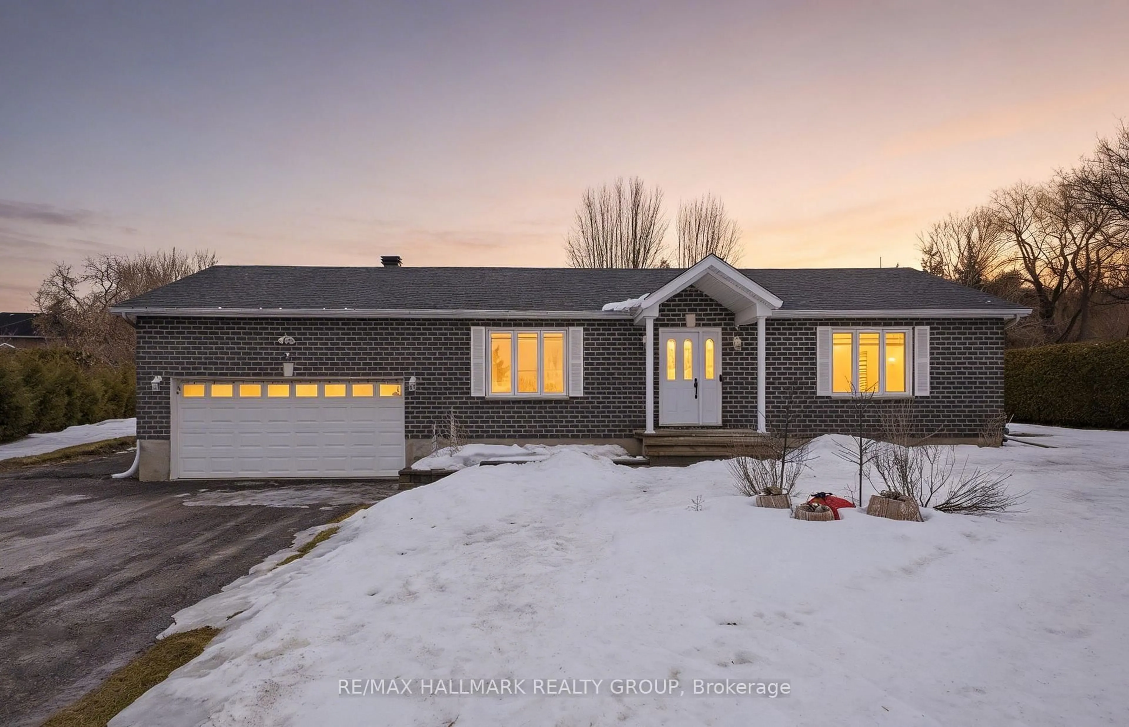 Unknown for 2740 Lockwood Lane, Cumberland Ontario K4C 1B6