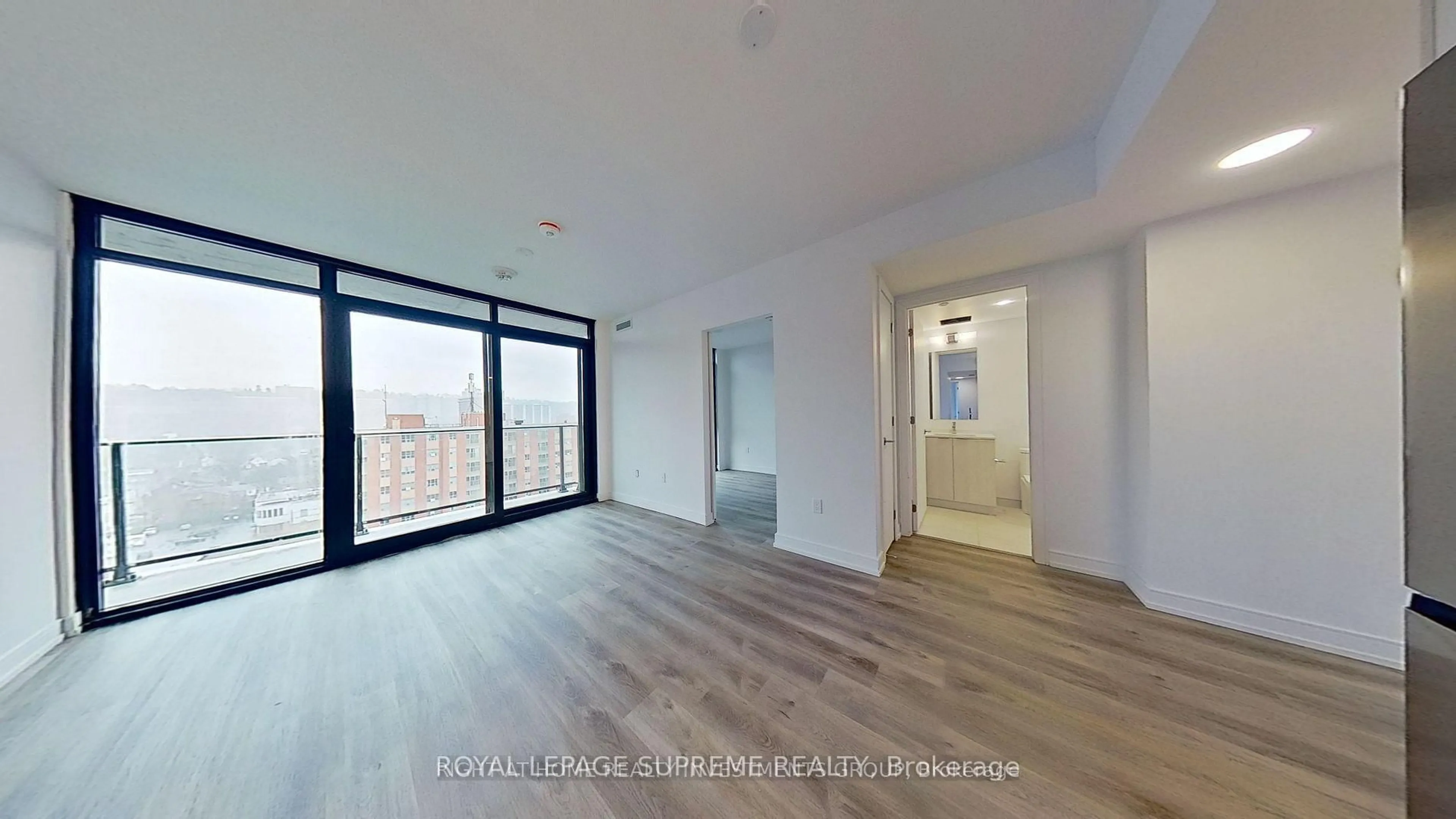 A pic of a room for 1 Jarvis St #1322, Hamilton Ontario L8R 0A8