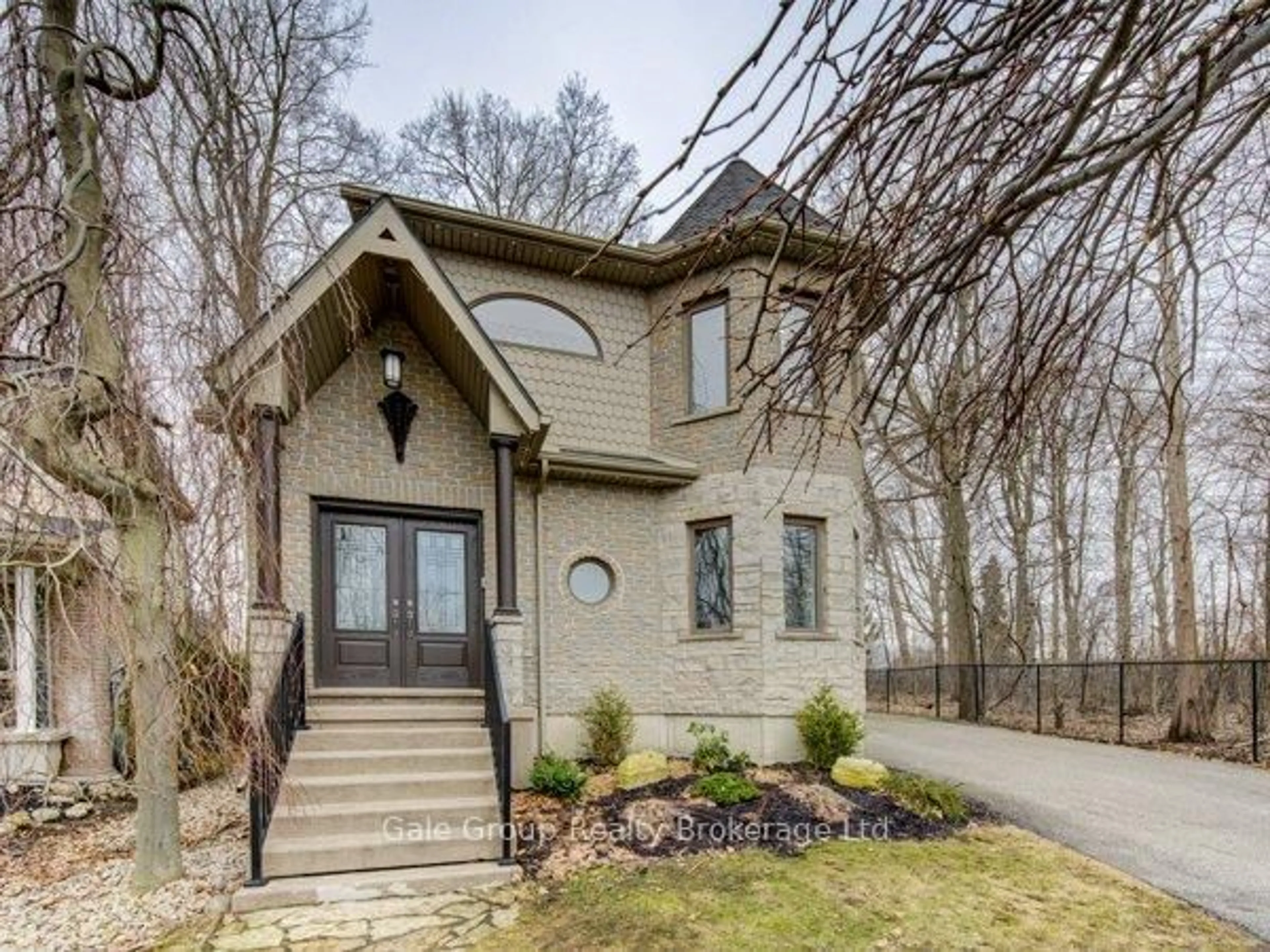 Home with brick exterior material, street for 36 Potters Way, Woodstock Ontario N4S 8Z5