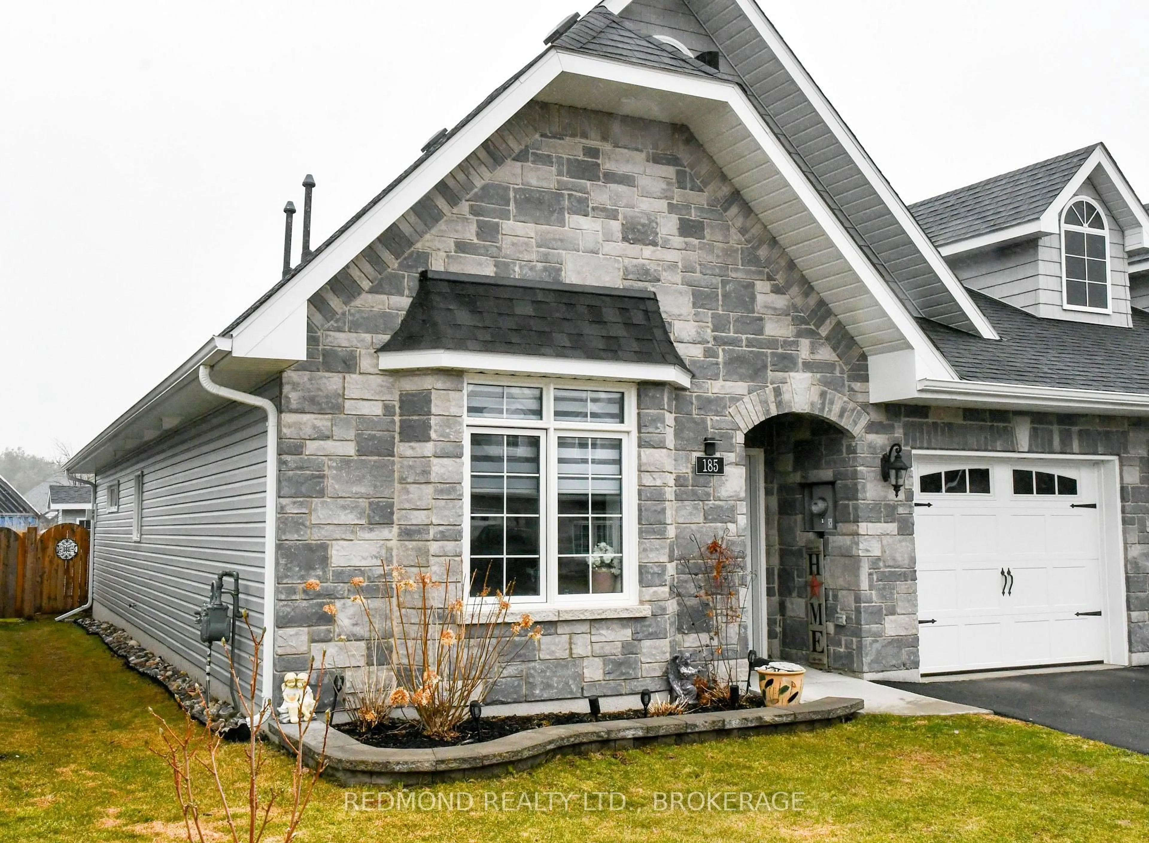 Home with brick exterior material, street for 185 Wilmer Ave, Gananoque Ontario K7G 3C3