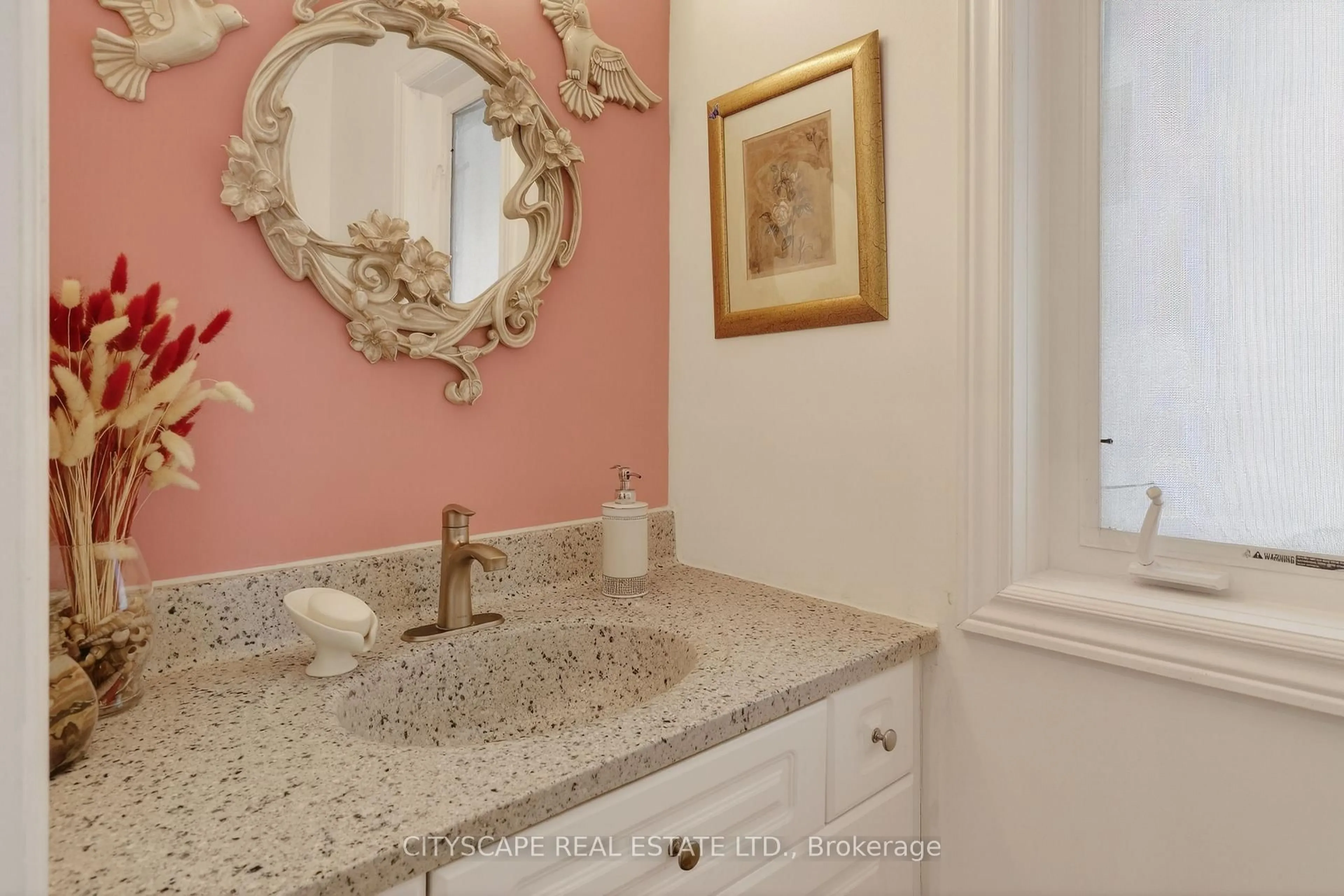 Unknown for 1100 Earnhart St, Kingston Ontario K7P 3C2