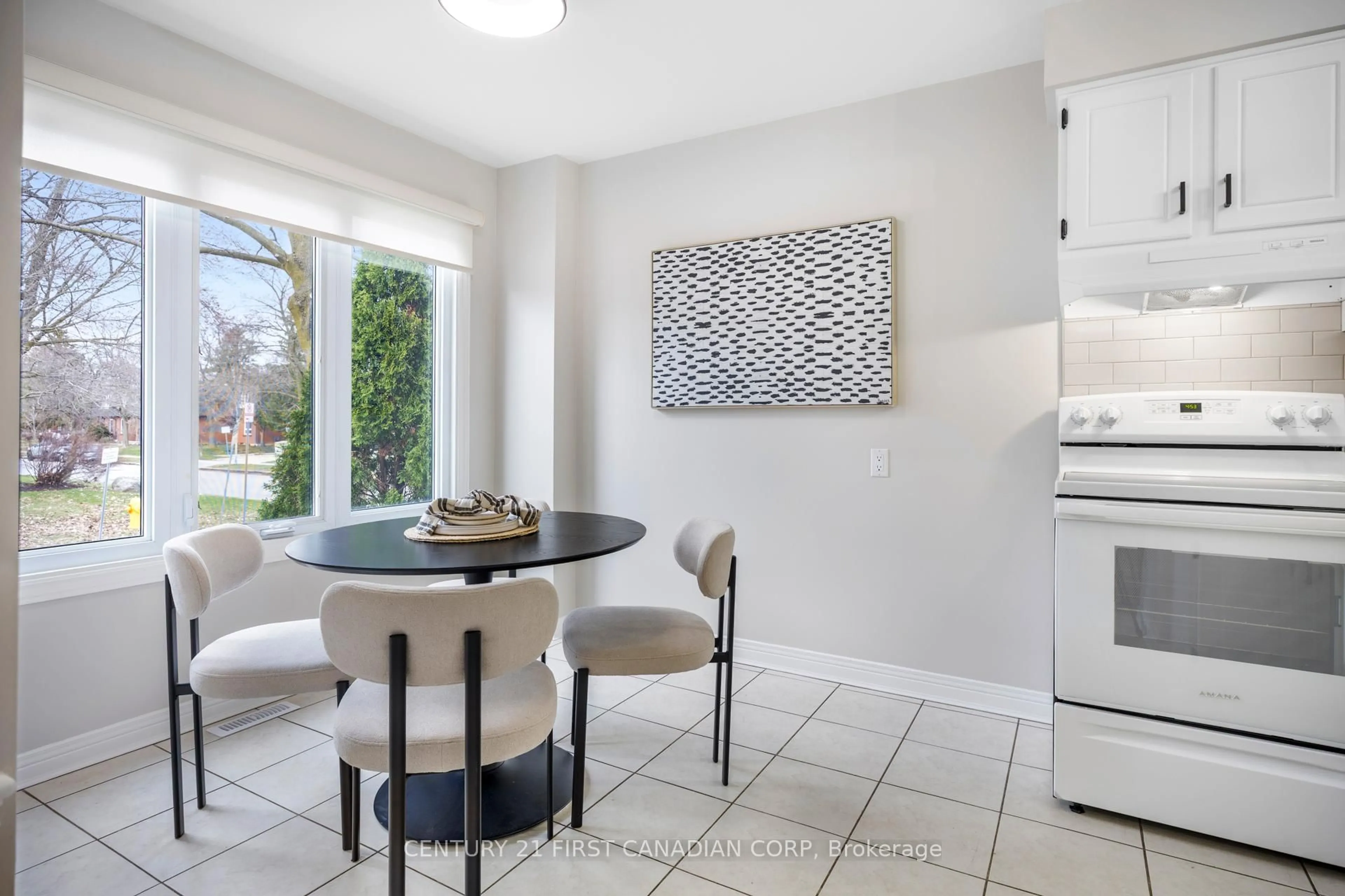 Unknown for 189 Homestead Cres #25, London North Ontario N6G 2E6