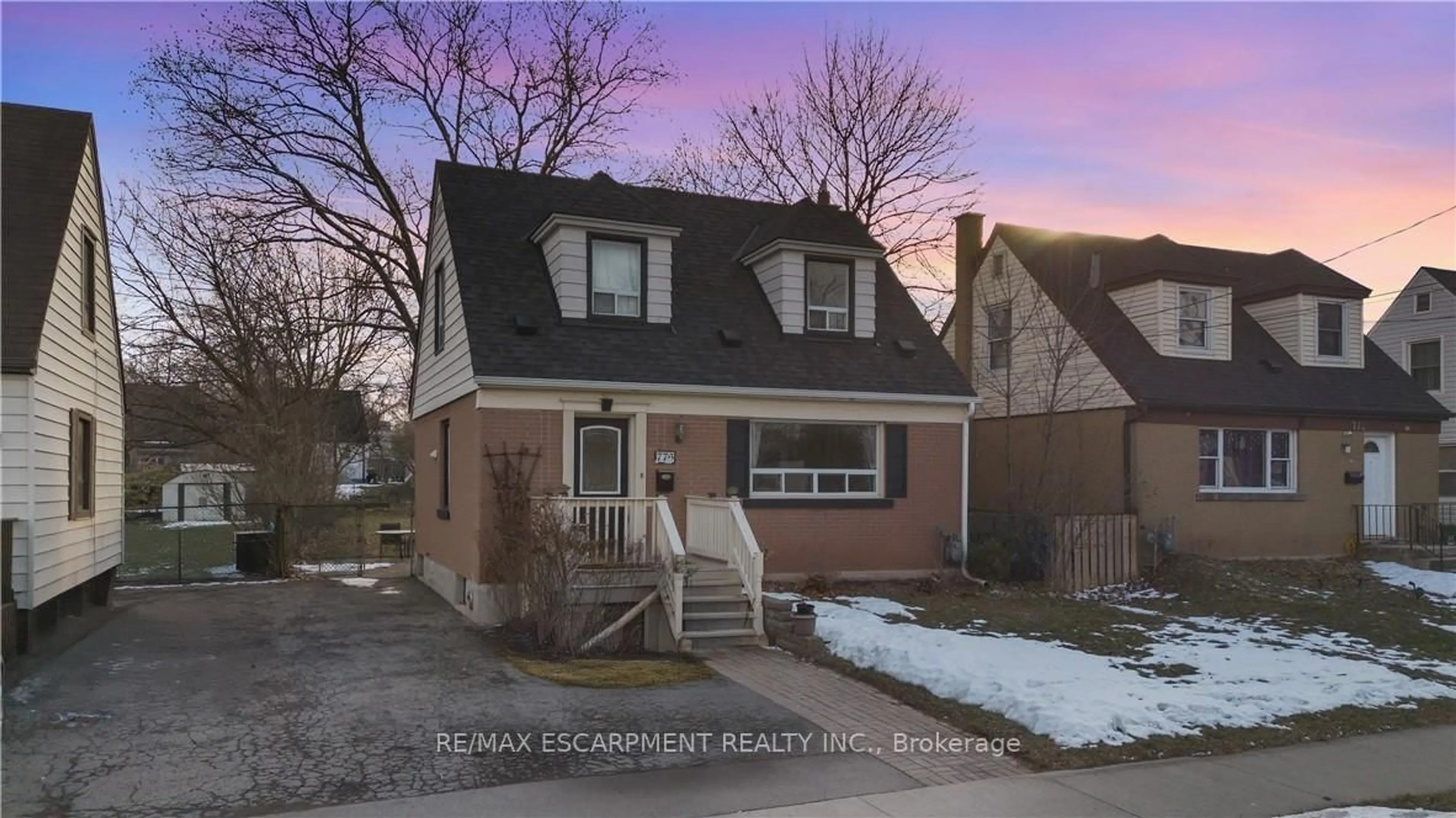 Home with brick exterior material, street for 776 BRITANNIA Ave, Hamilton Ontario L8H 2B5