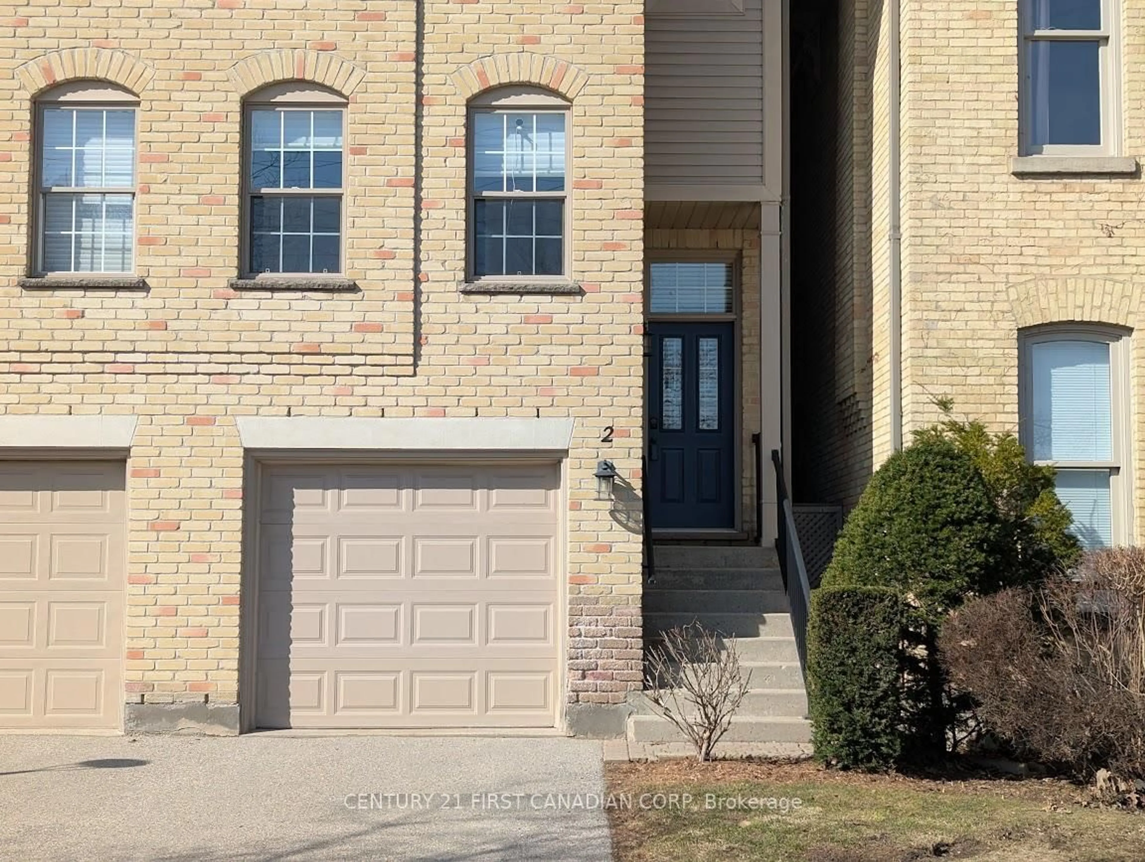 Home with brick exterior material, street for 609 COLBORNE St #2, London East Ontario N6B 2V3