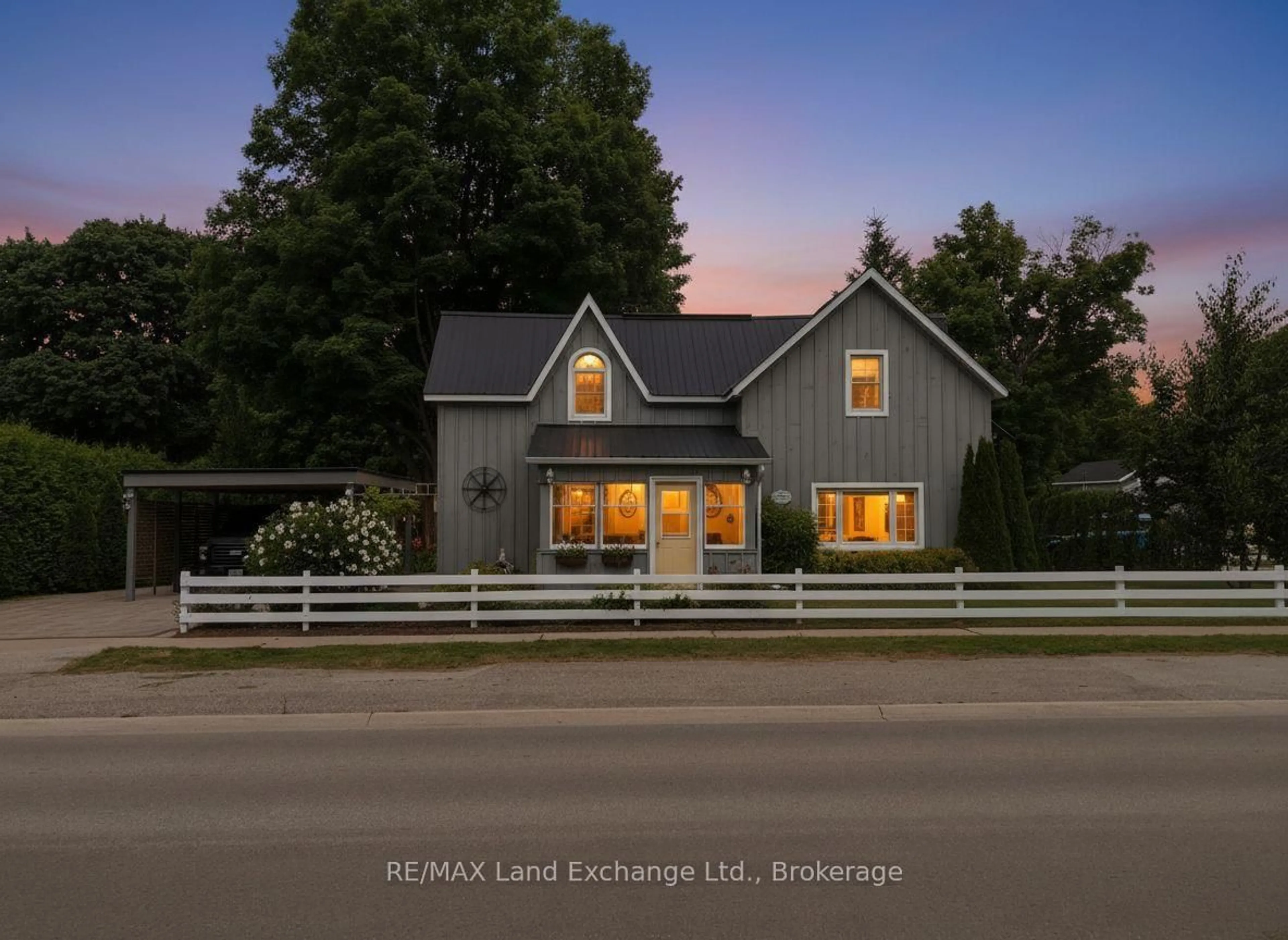 Unknown for 439 Green St, Saugeen Shores Ontario N0H 2C0