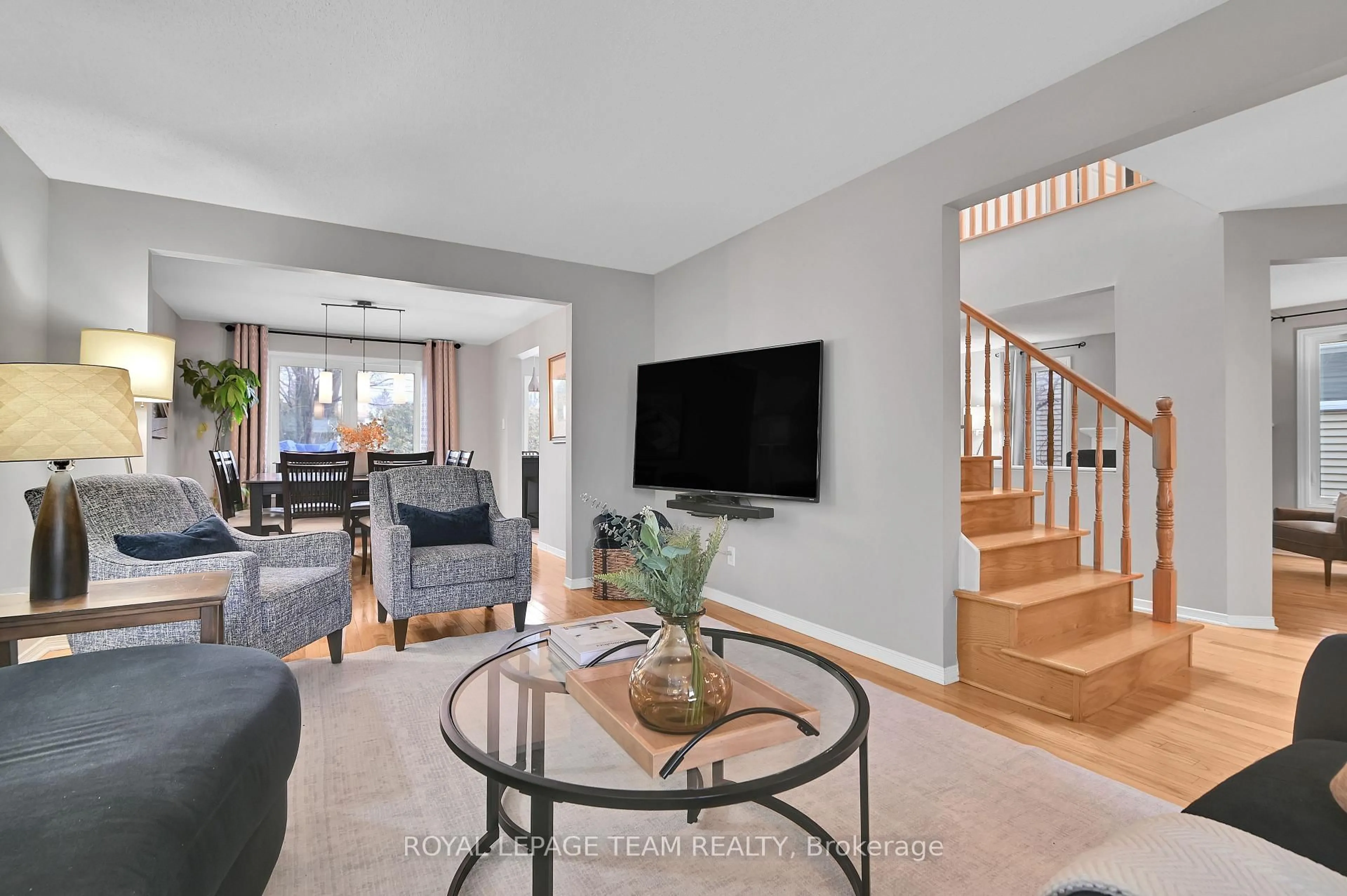 Living room with furniture, unknown for 55 Beddington Ave, Barrhaven Ontario K2J 3N1