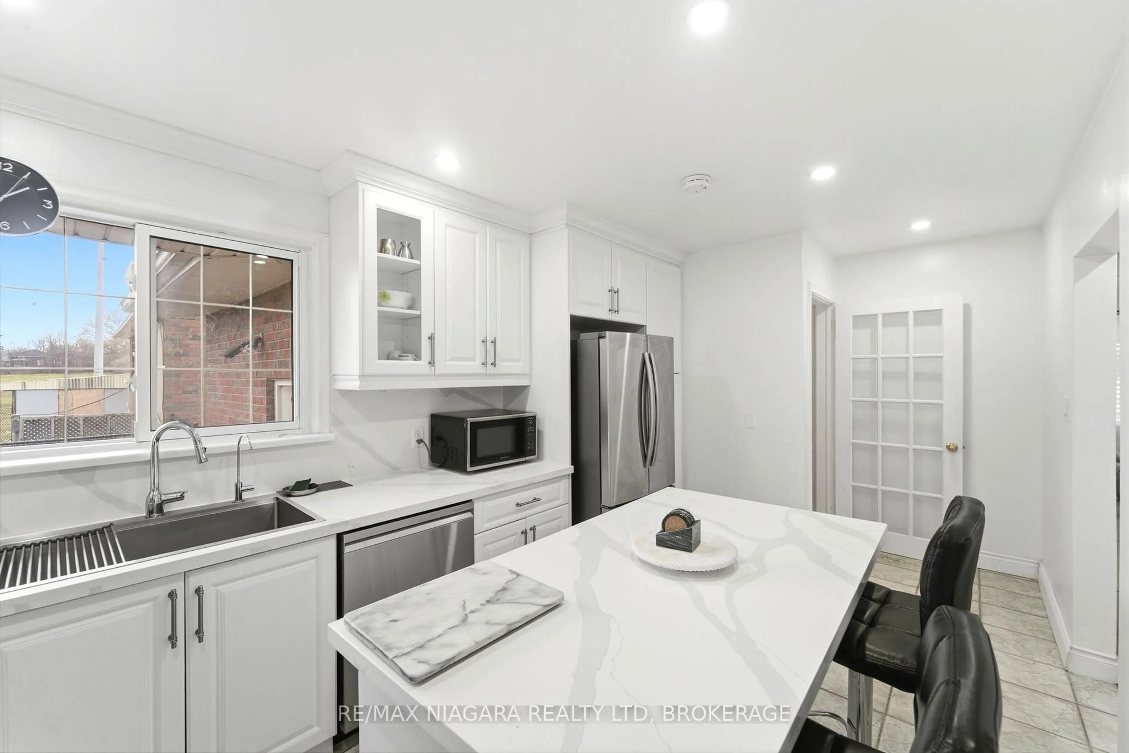 Unknown for 4975 HOMEWOOD Ave, Niagara Falls Ontario L2E 4Y5